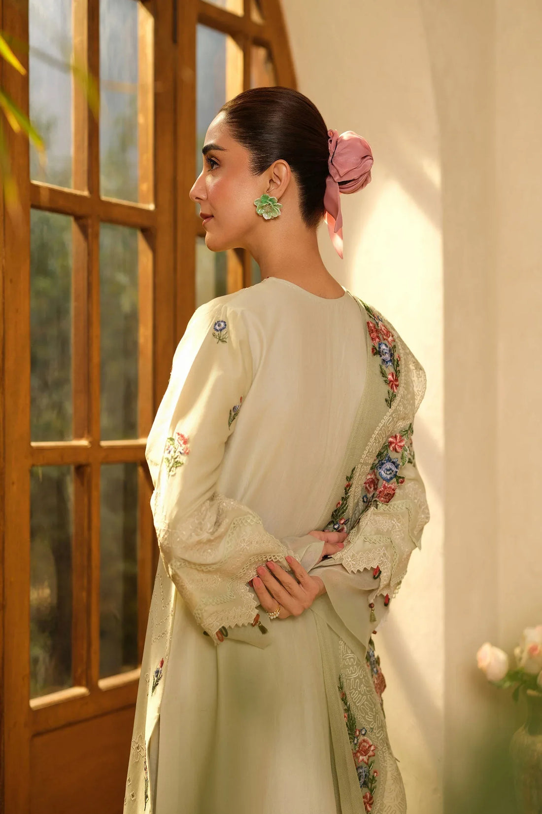 Maryam Hussain | Luxury Lawn 25 | Mint - Rang-e-Khaas