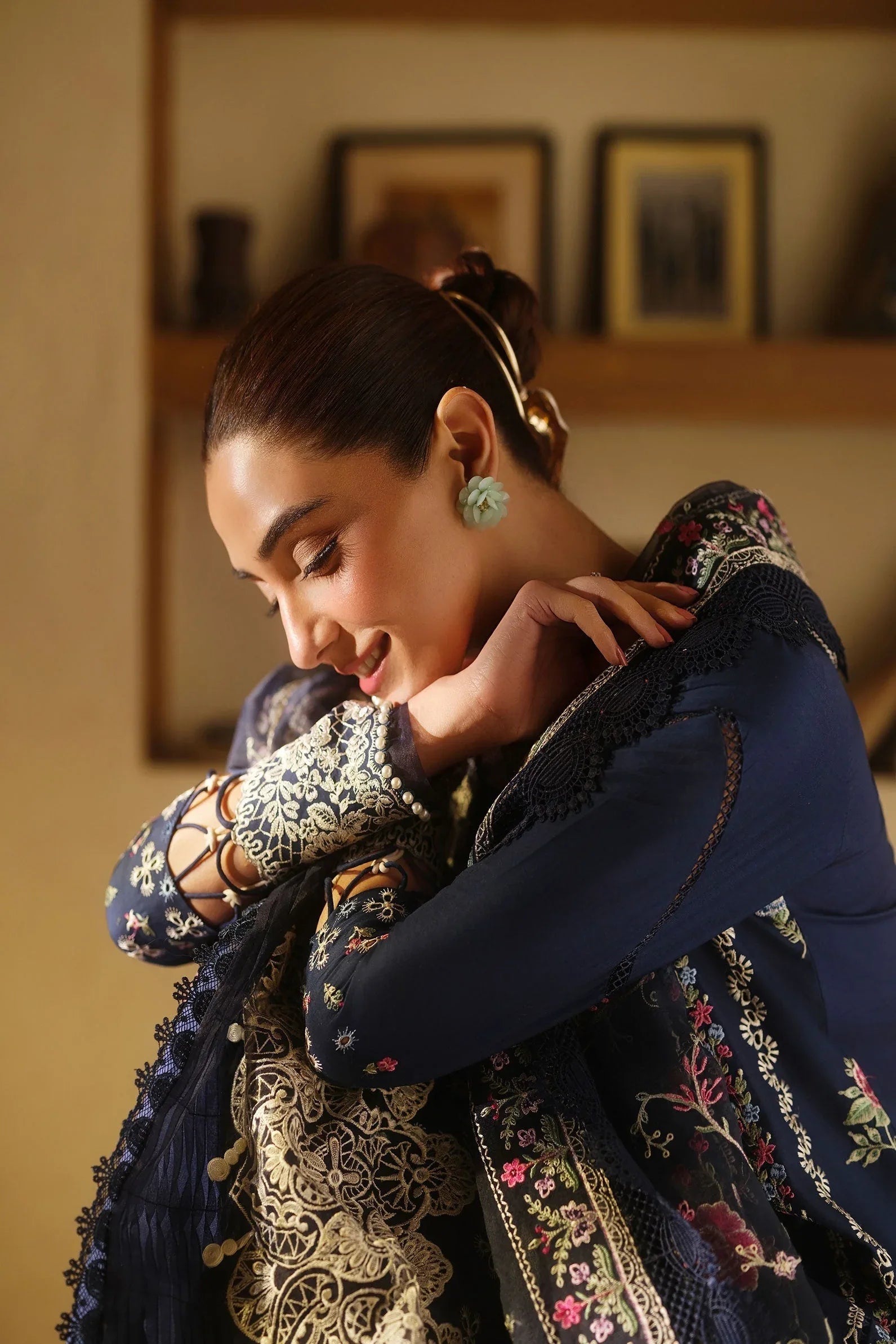 Maryam Hussain | Luxury Lawn 25 | Twilight - Rang-e-Khaas