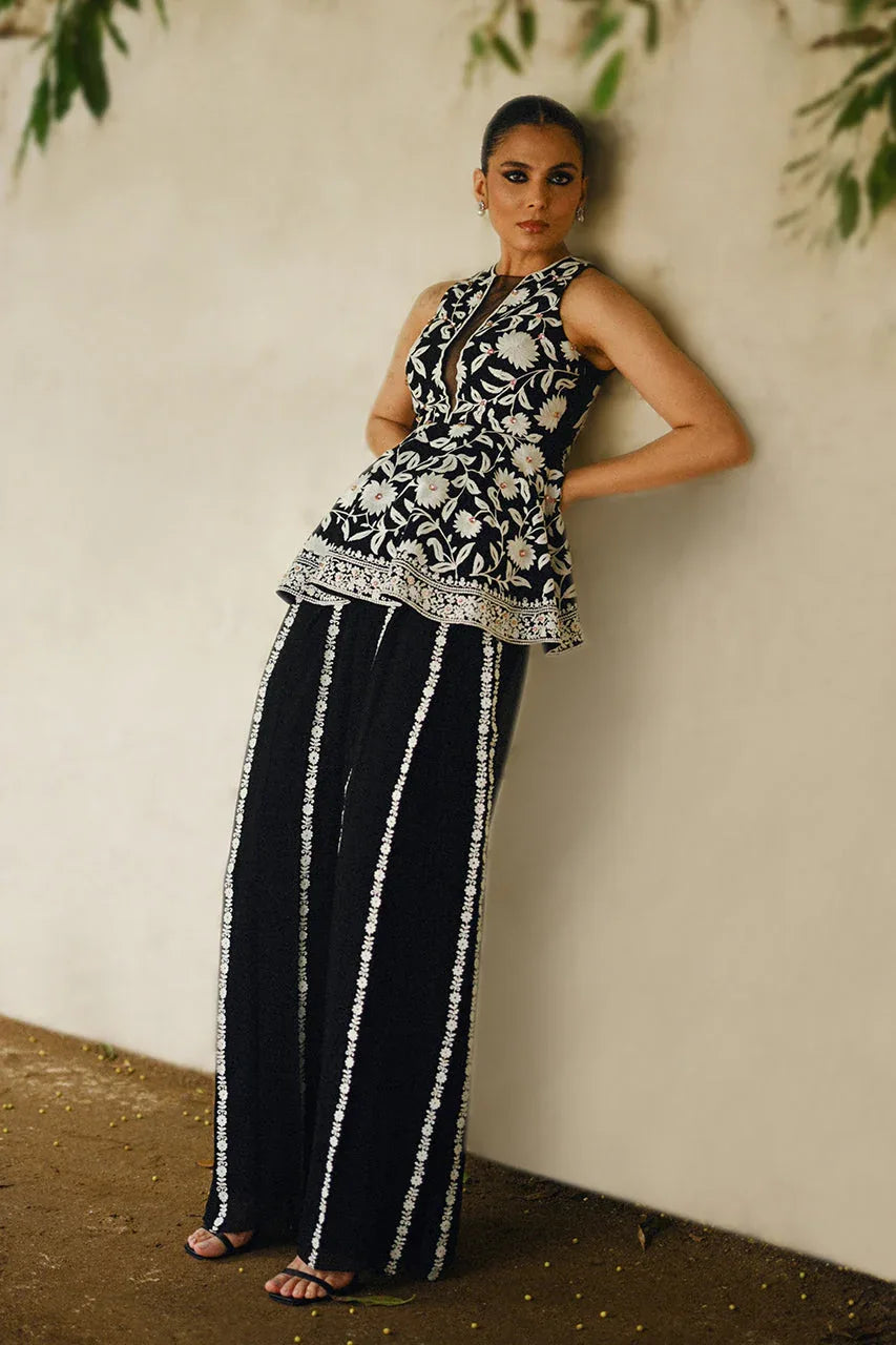 Sania Maskatiya | Fall Festive Shimmer | Noir - Rang-e-Khaas