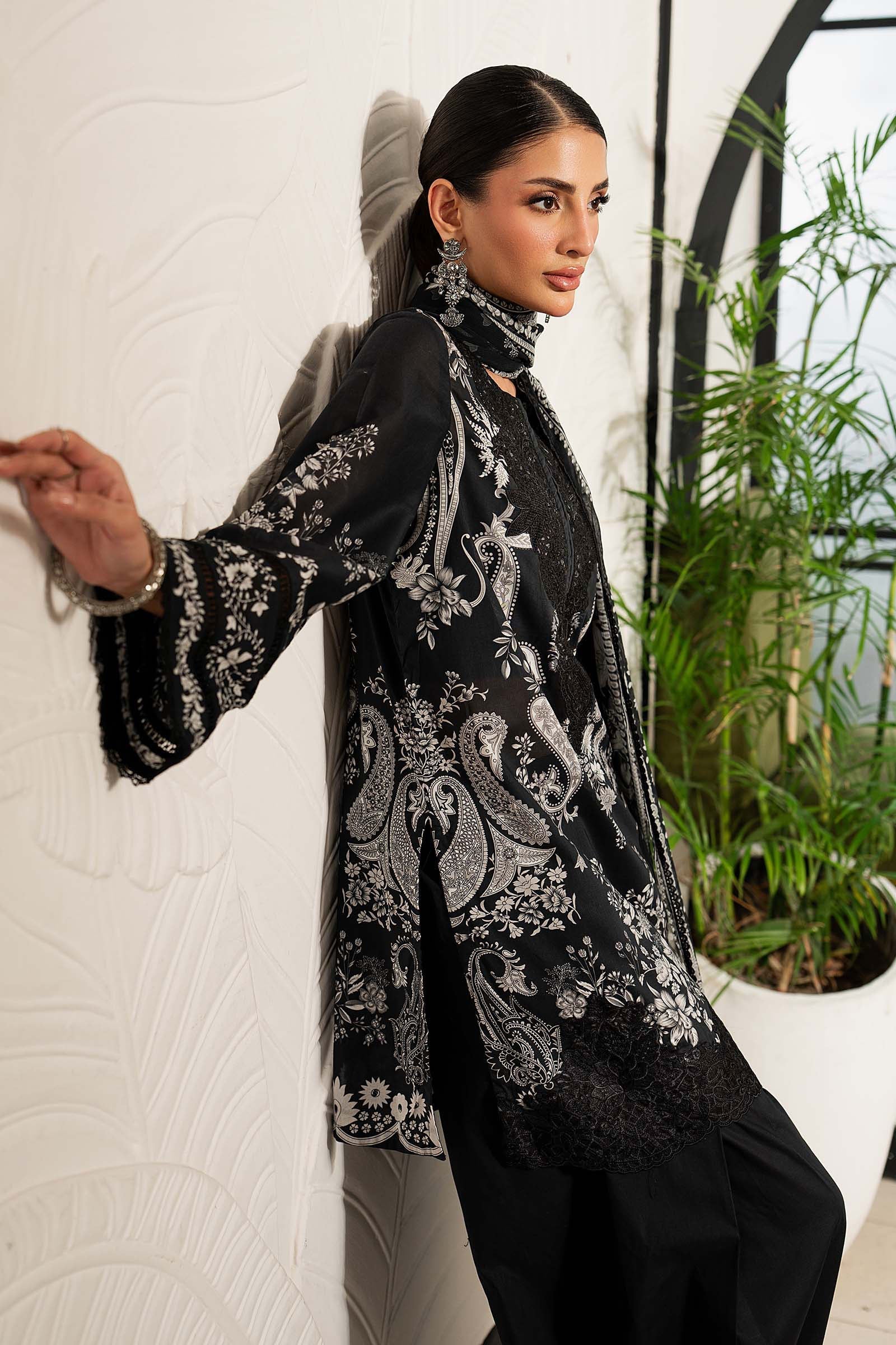 Maria B 3 Piece Embroidered Lawn Suit
