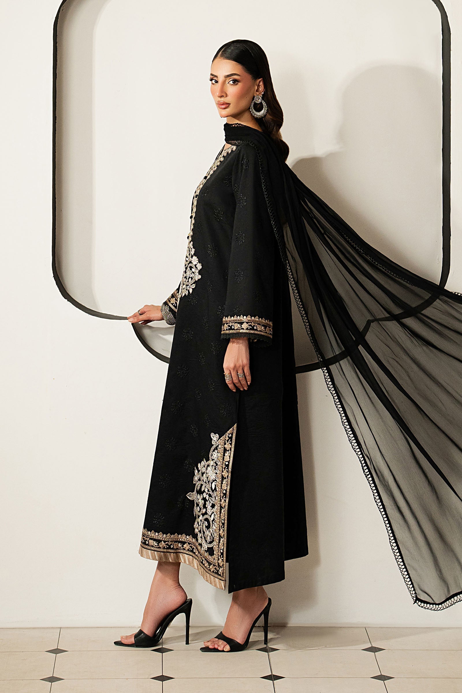 Maria B 3 Piece Embroidered Lawn Suit