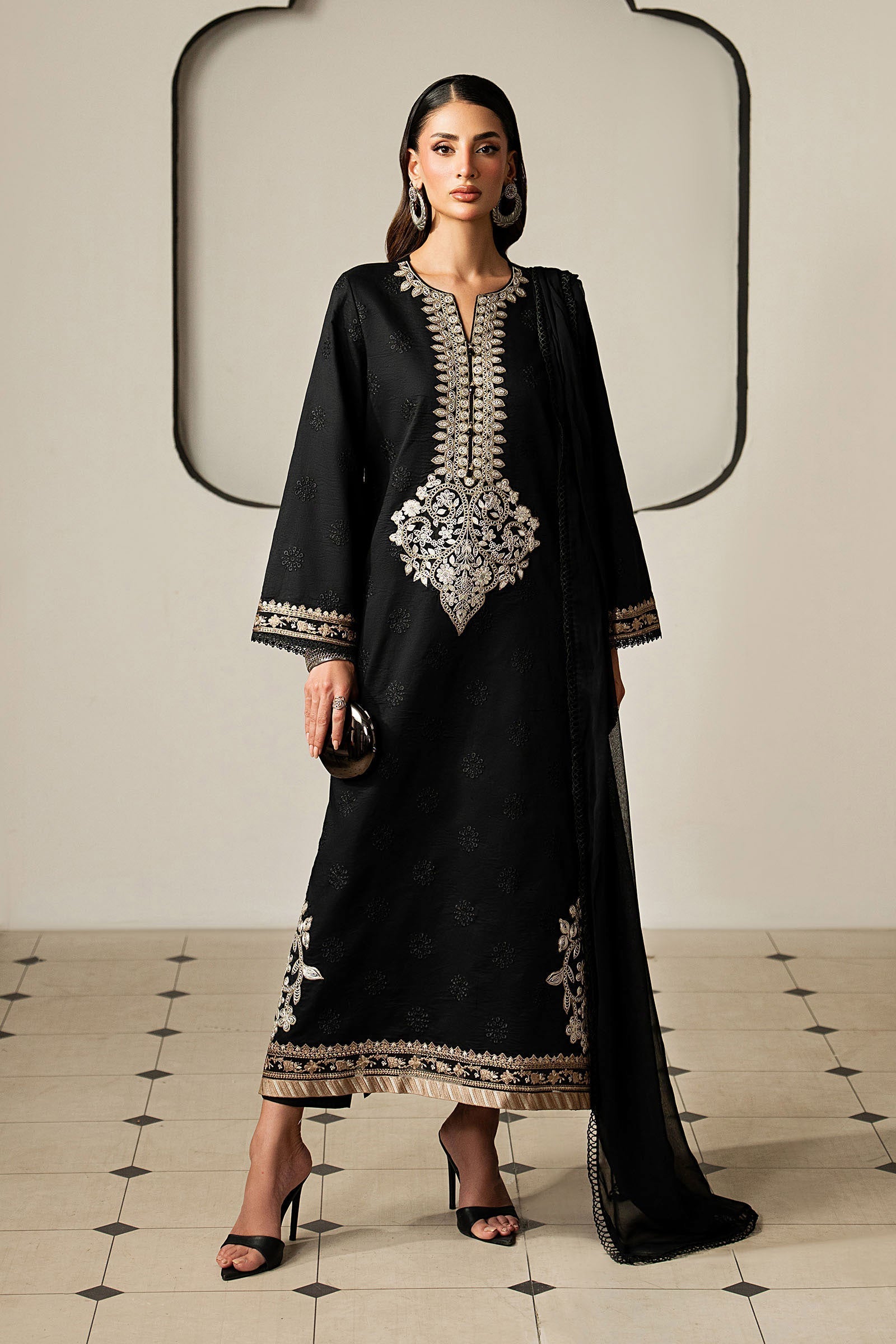Maria B 3 Piece Embroidered Lawn Suit