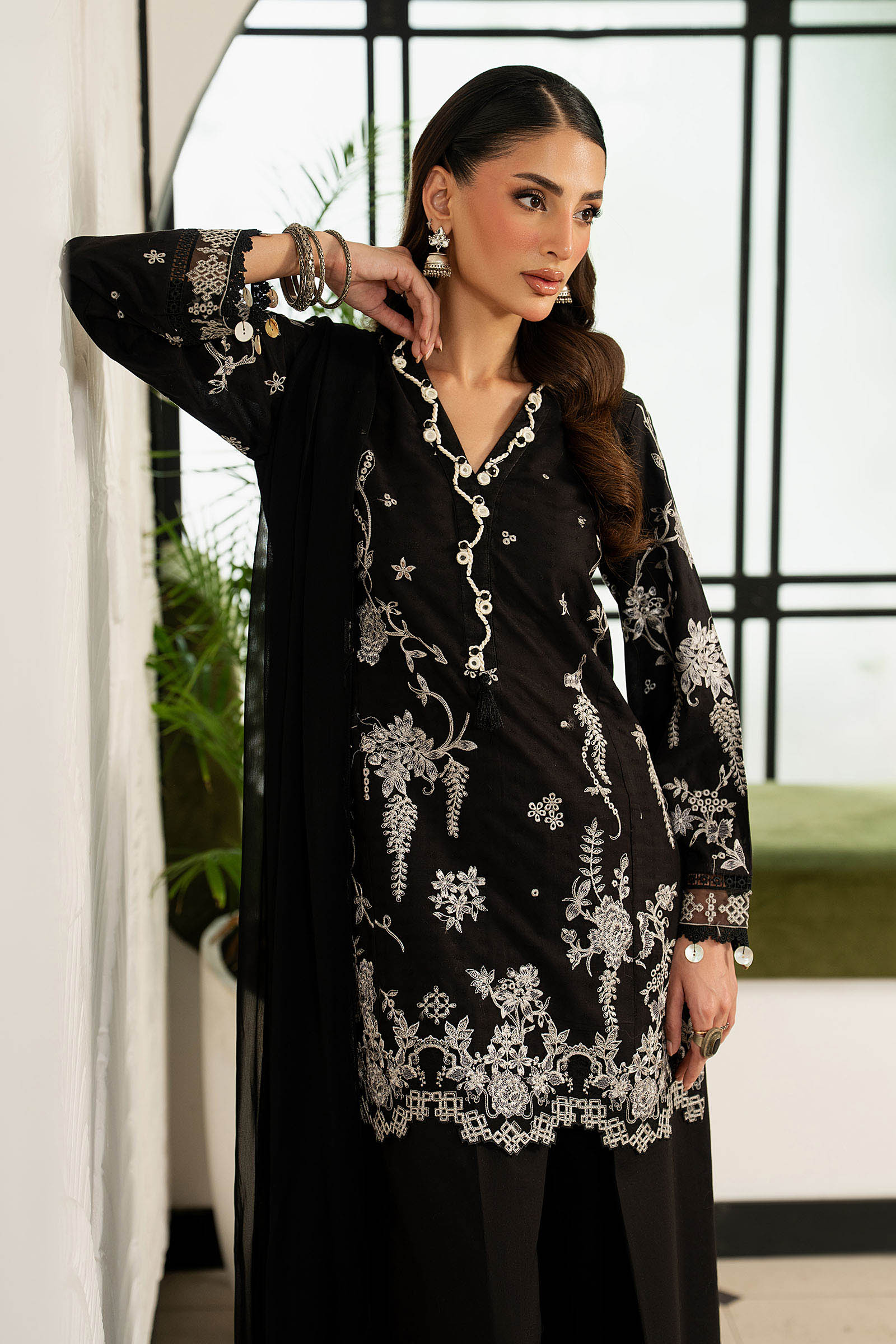 Maria B 3 Piece Embroidered Dobby Lawn Suit