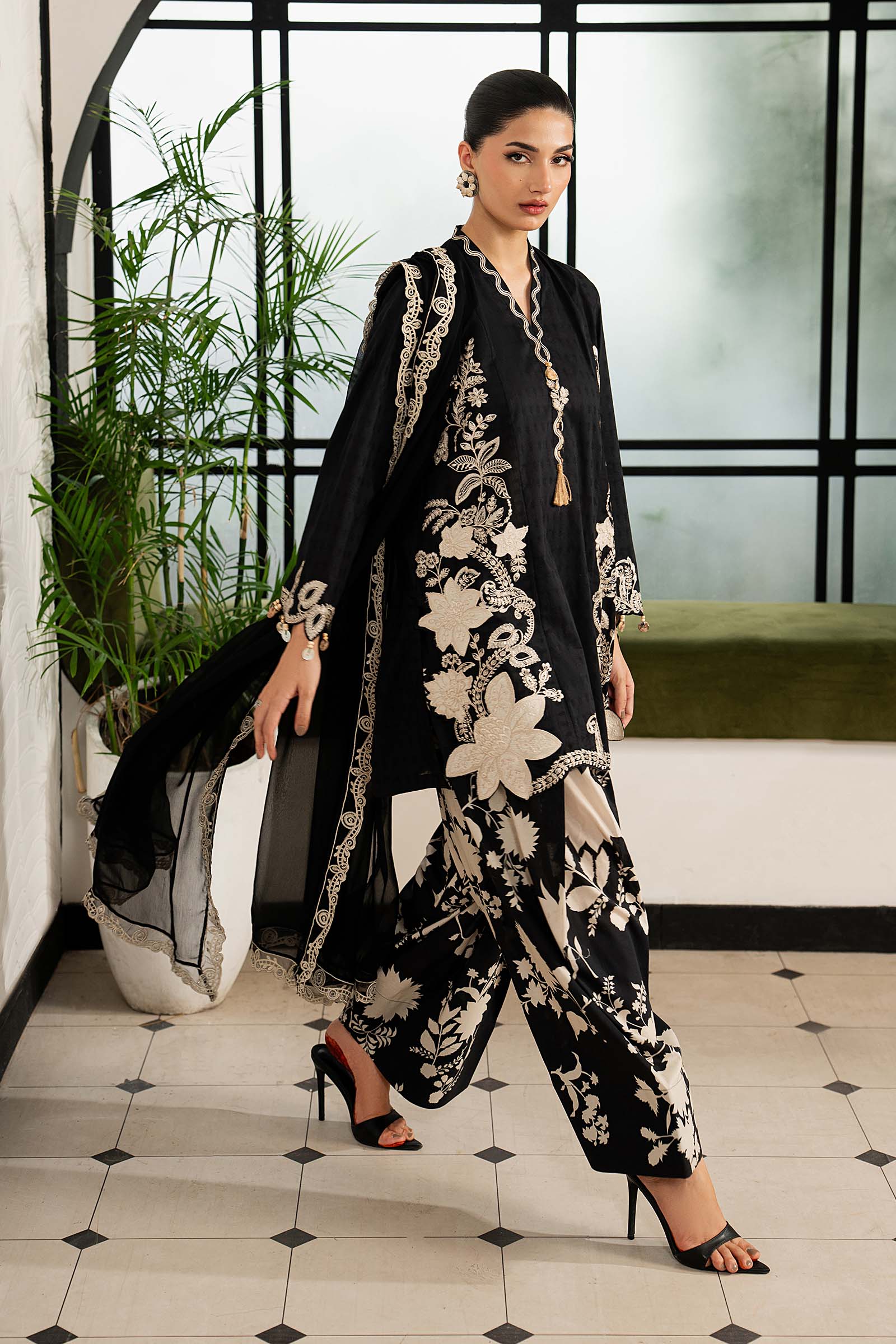 Maria B 3 Piece Embroidered Dobby Lawn Suit