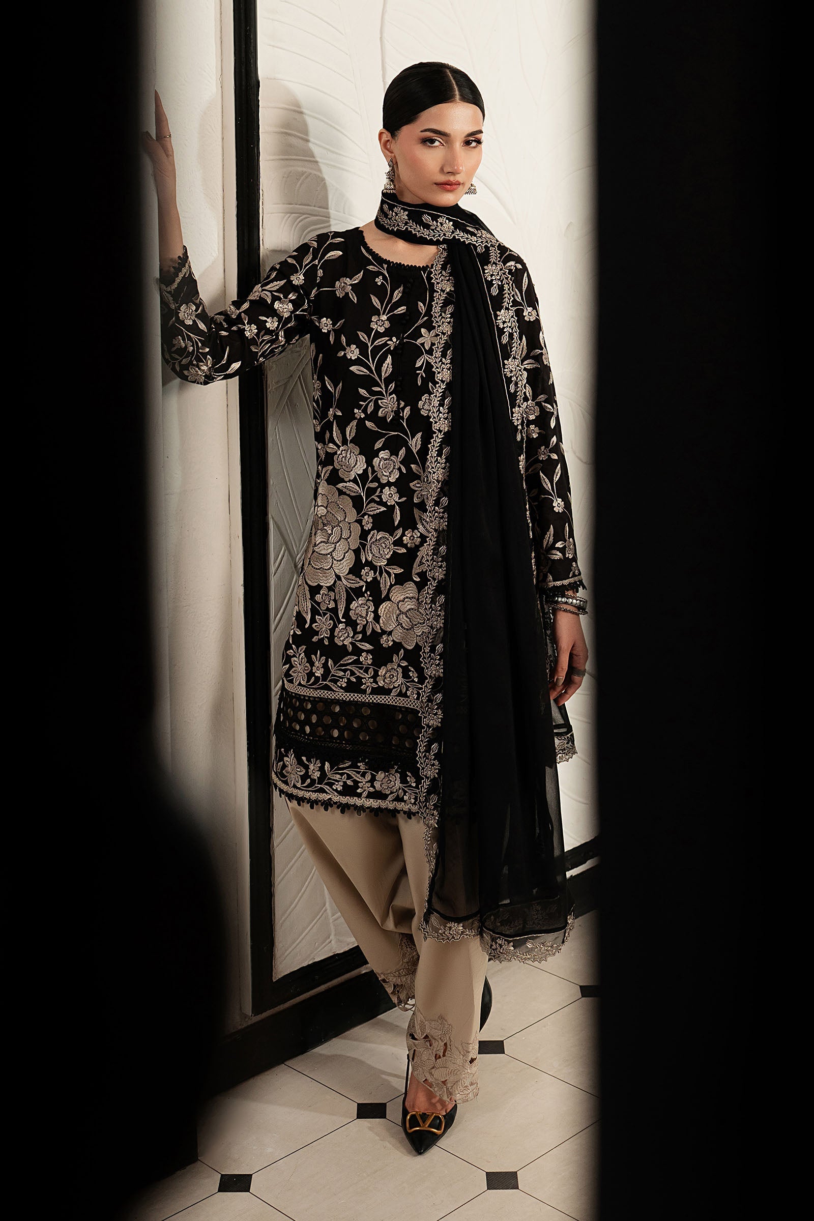 Maria B 3 Piece Embroidered Lawn Suit