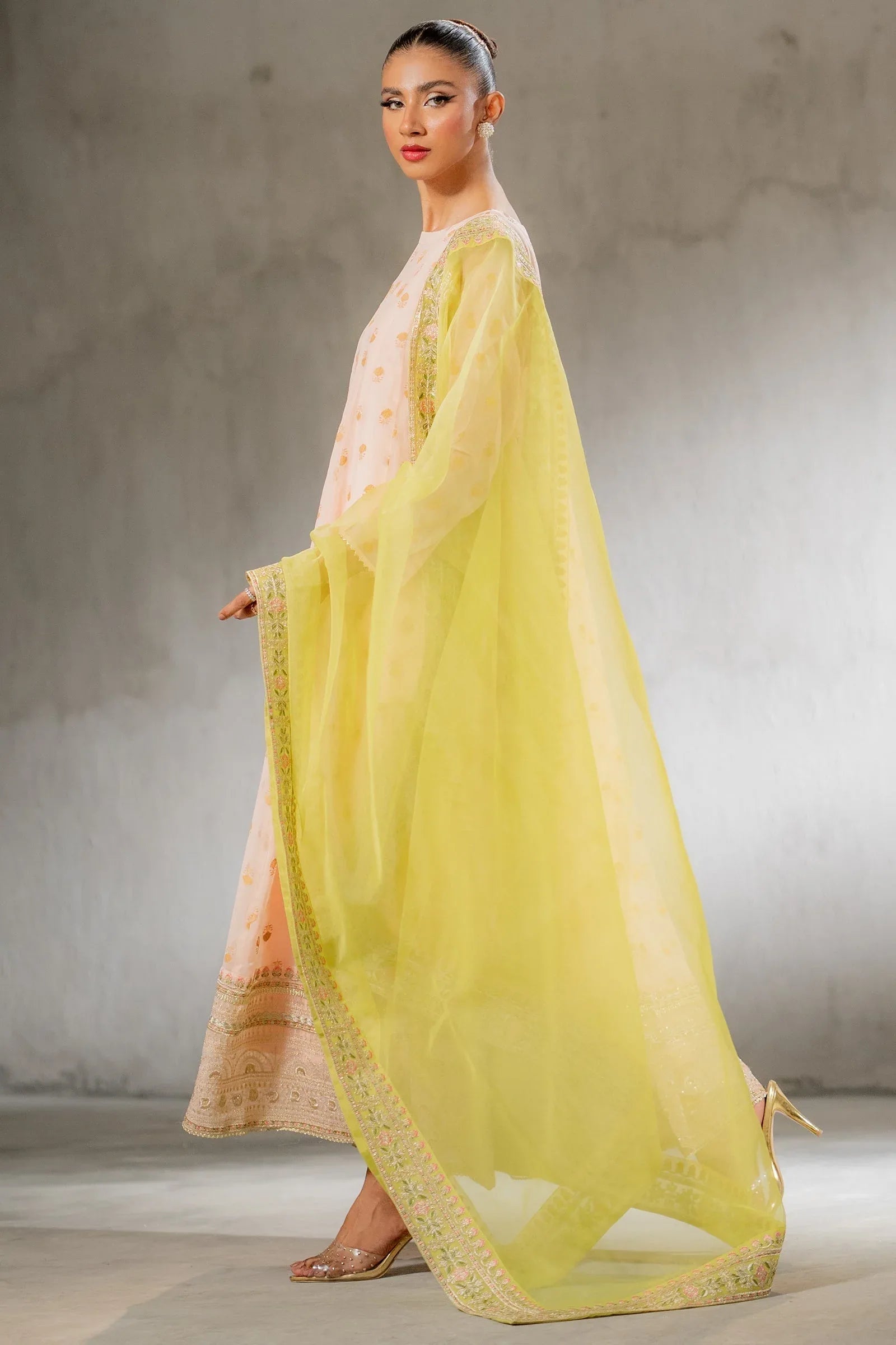 Ego | Diva Premium | SUNEHRI 3 PIECE - Rang-e-Khaas