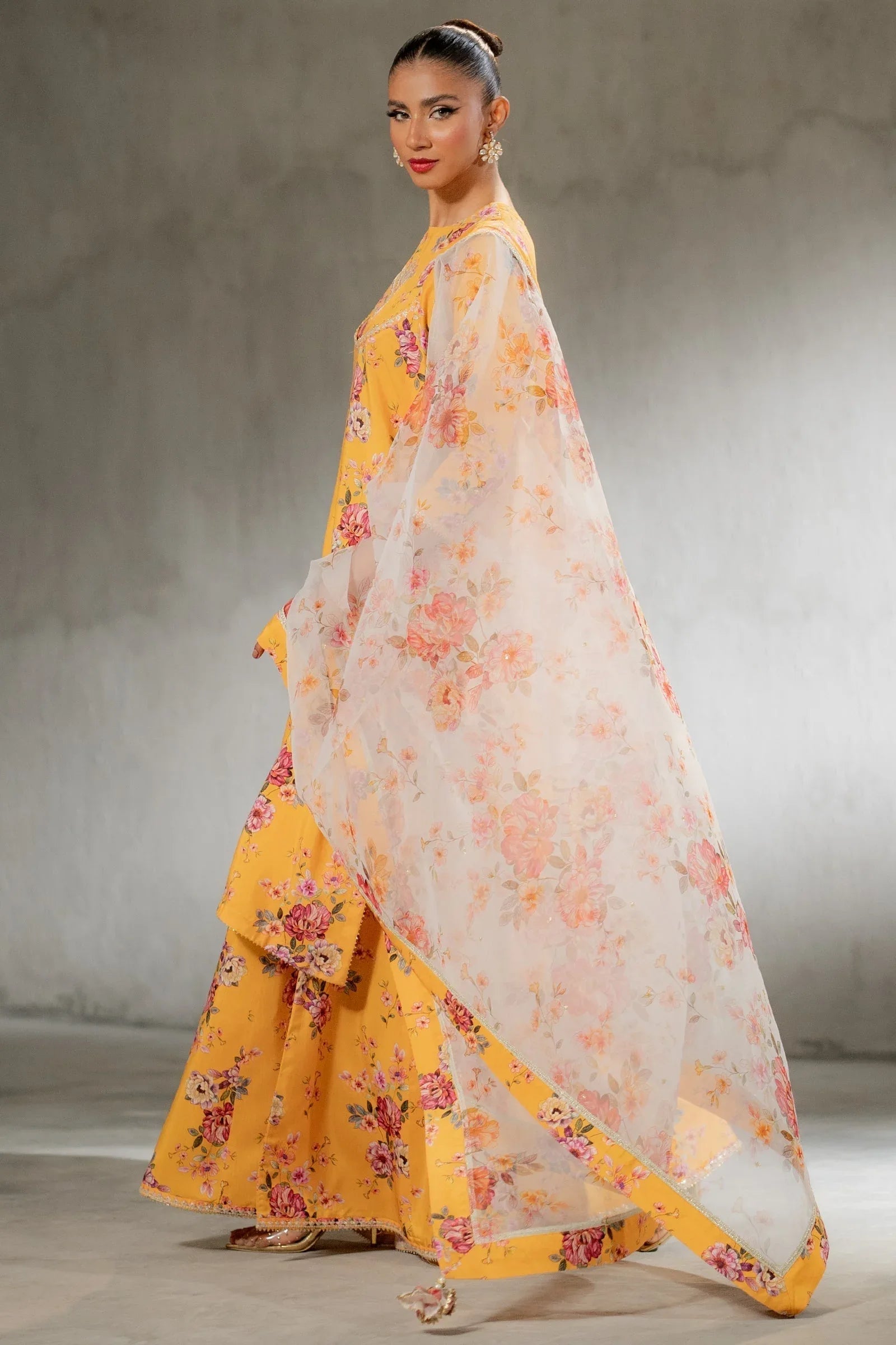 Ego | Diva Premium | GOLDY 3 PIECE - Rang-e-Khaas