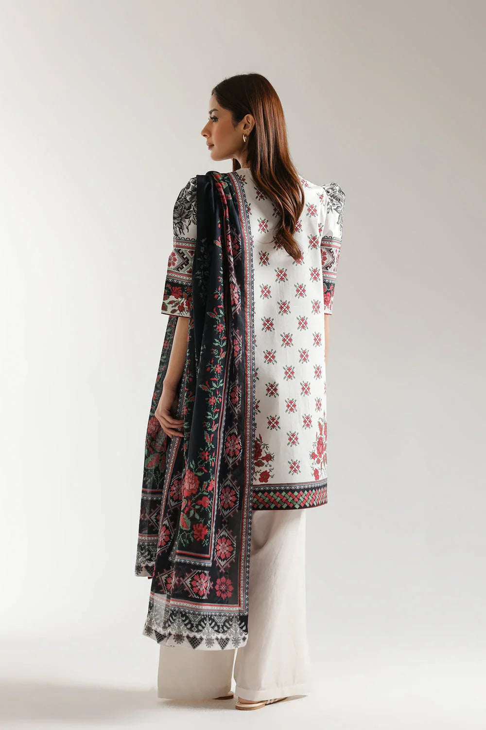 Ethnic | Spring Summer 25 | ES-09 - Rang-e-Khaas