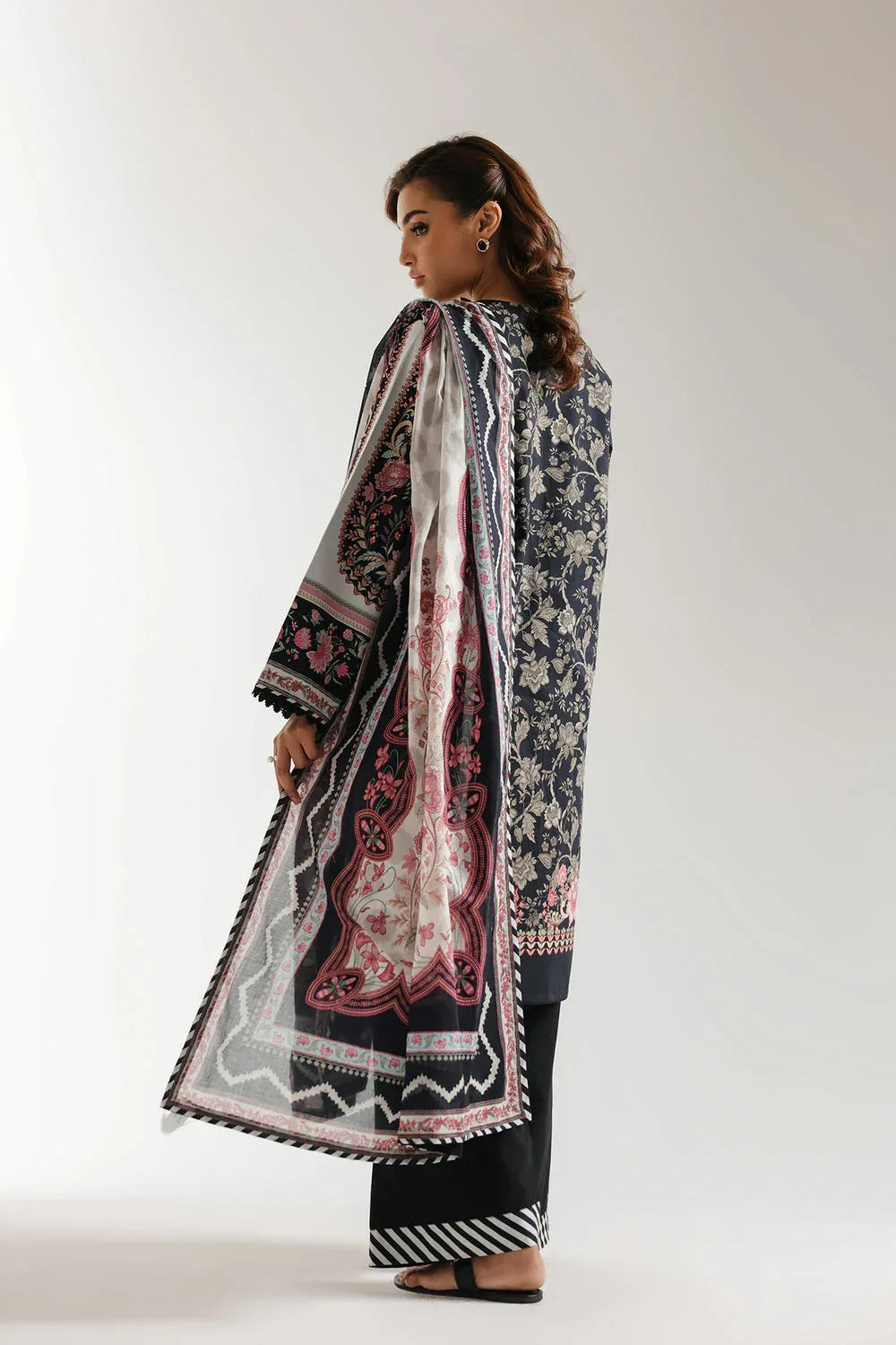 Ethnic | Spring Summer 25 | ES-13 - Rang-e-Khaas