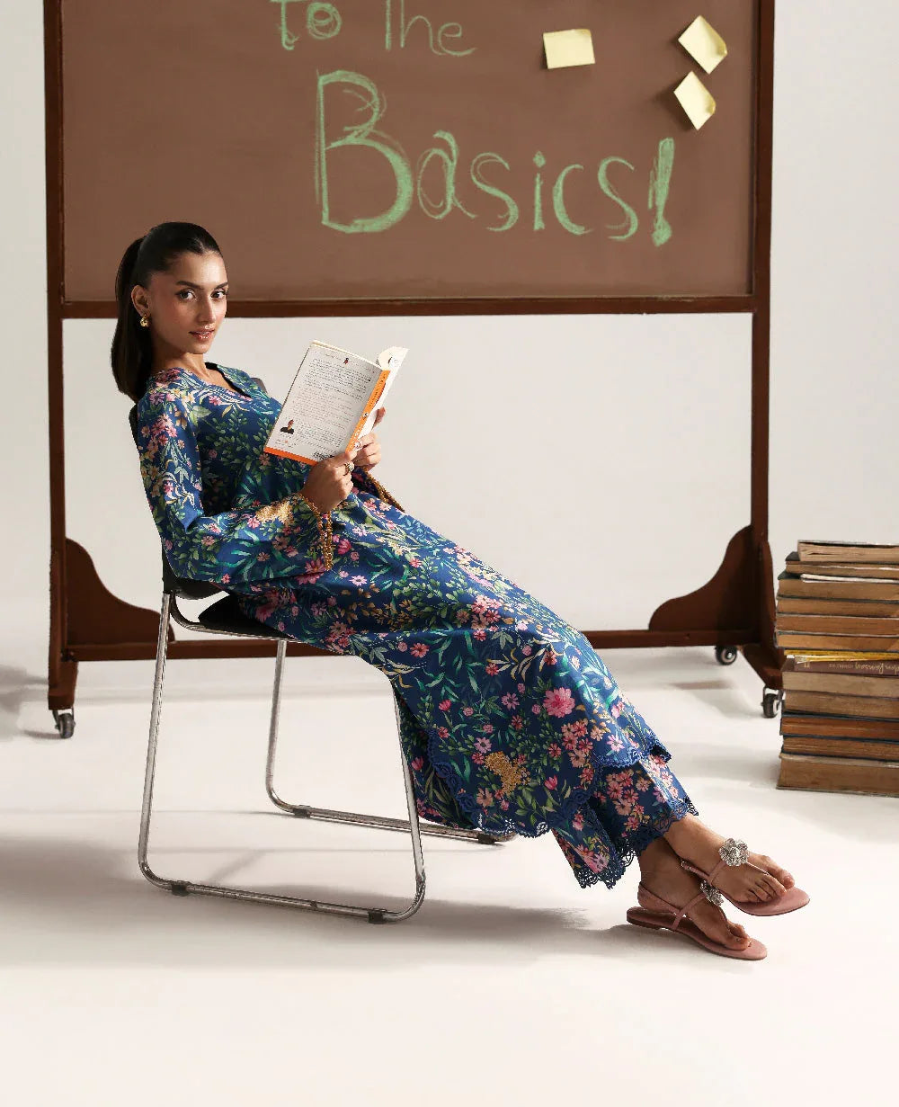 Republic Womenswear | Essentials Pre Fall | Selene - Rang-e-Khaas