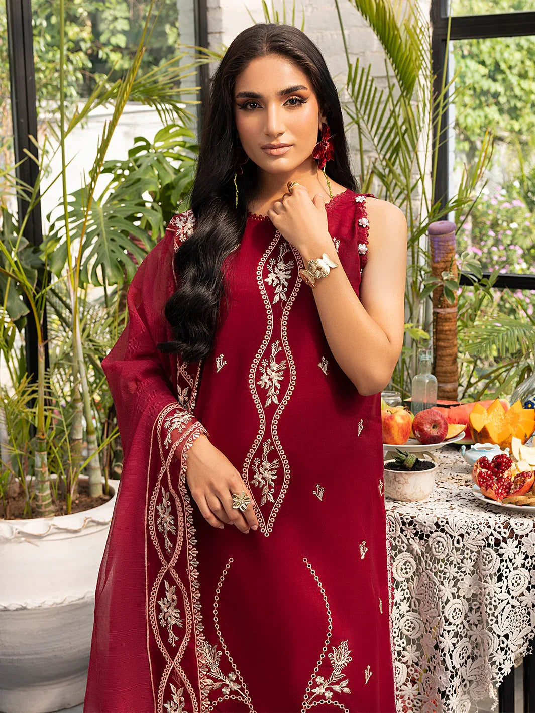 Izel | Meadow Muse Embroidered Lawn 25 | EVARA - Rang-e-Khaas