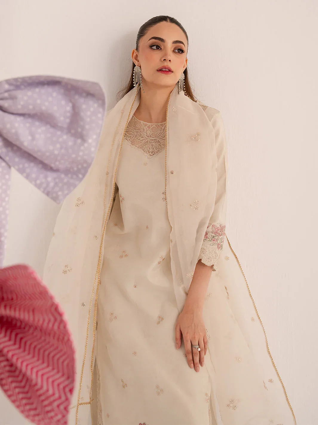 Izel | The Silk Chapter | Ecru - Rang-e-Khaas