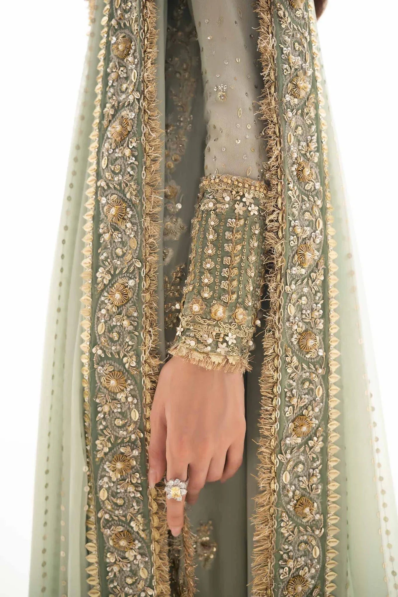 Elan | Elitarie Wedding Formals | VÉRONIQUE  (EP-21217) - Rang-e-Khaas