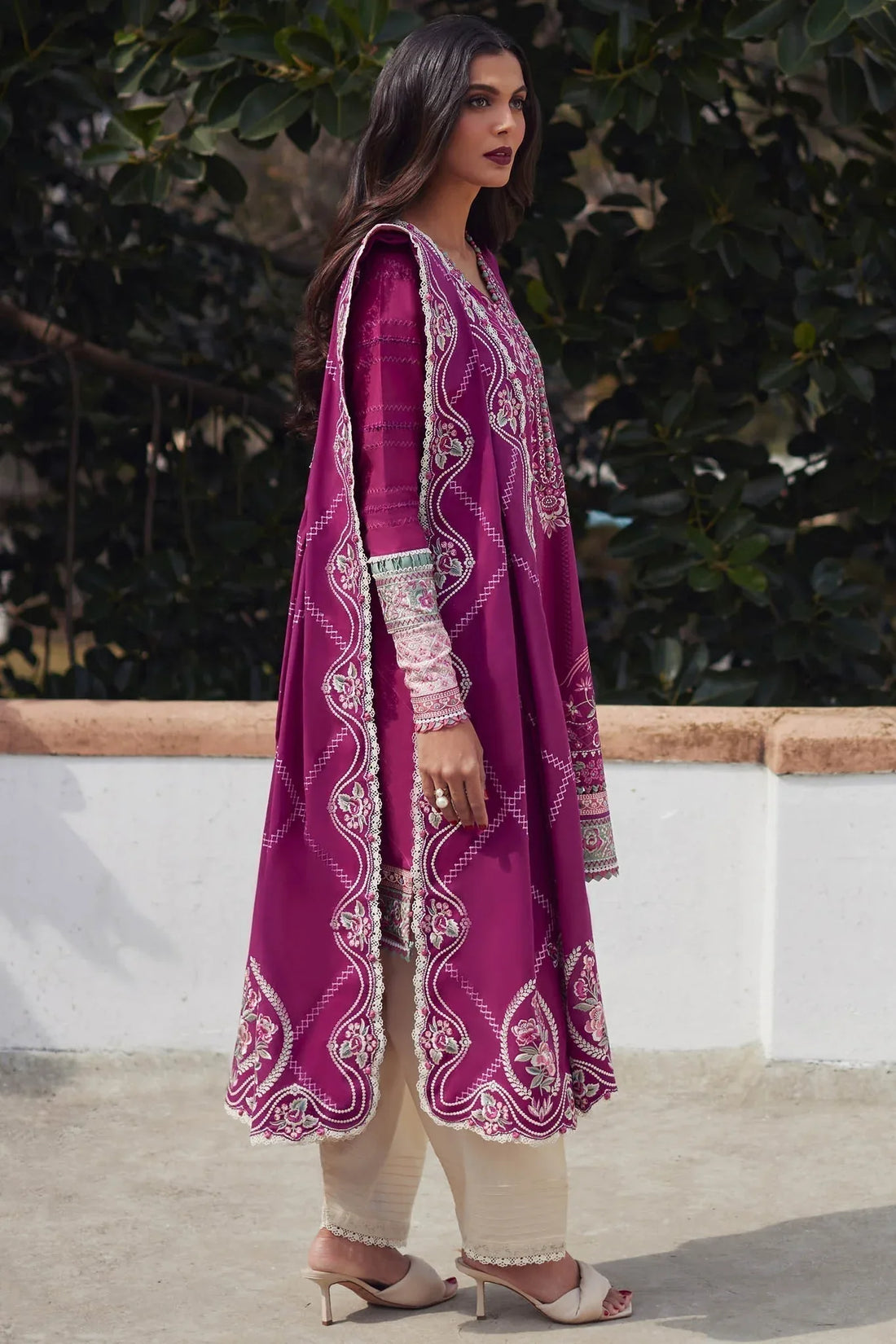 Elan | Lawn24 | AIRA (EL24-10 A) - Rang-e-Khaas
