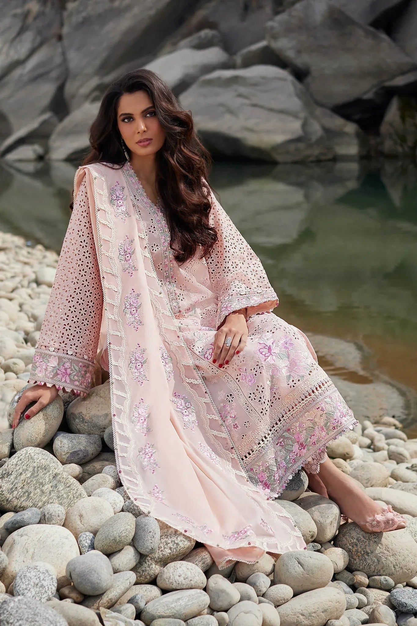 Elan | Lawn24 | AIREEN (EL24-09 A) - Rang-e-Khaas