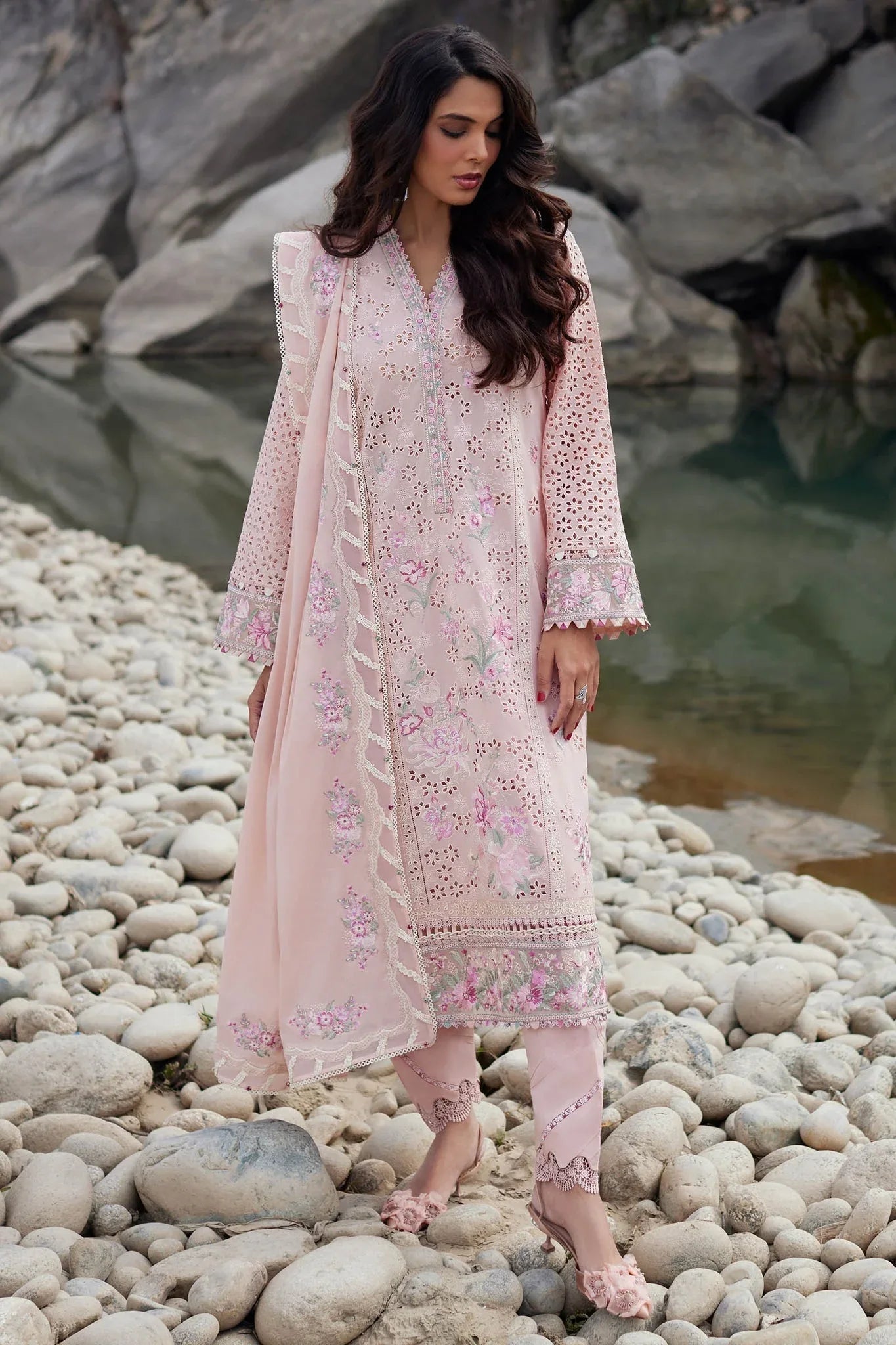 Elan | Lawn24 | AIREEN (EL24-09 A) - Rang-e-Khaas