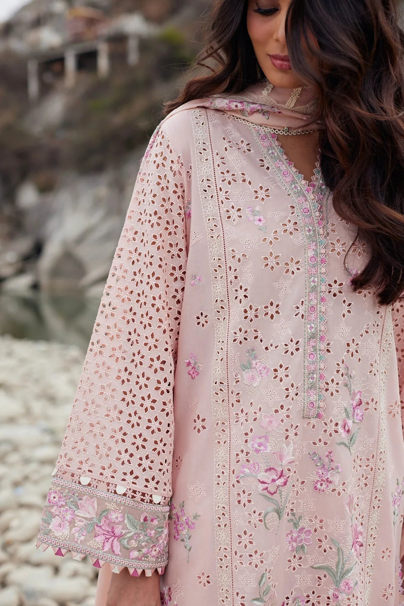 Elan | Lawn24 | AIREEN (EL24-09 A) - Rang-e-Khaas