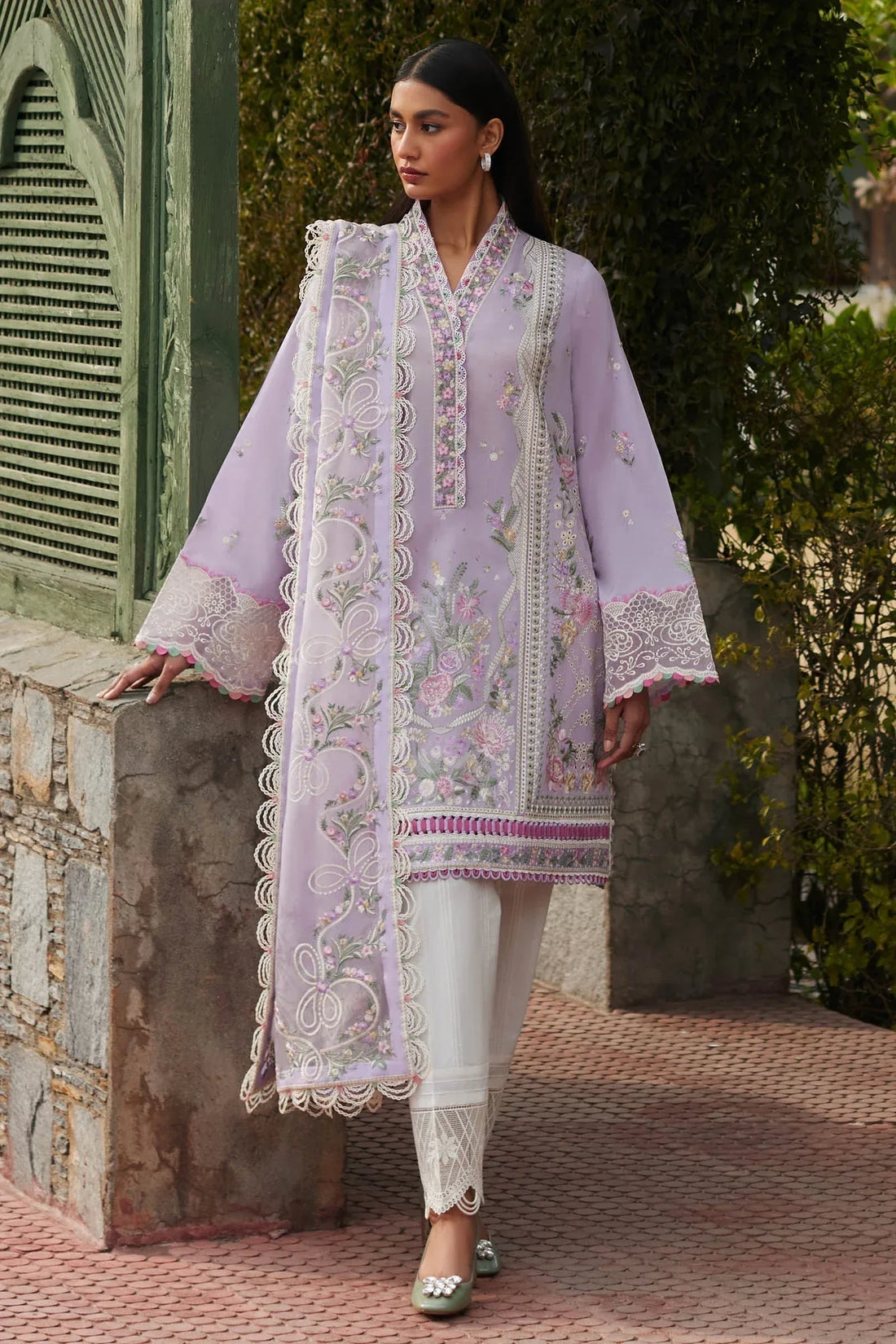 Elan | Lawn24 | ZENEL (EL24-08 A) - Rang-e-Khaas