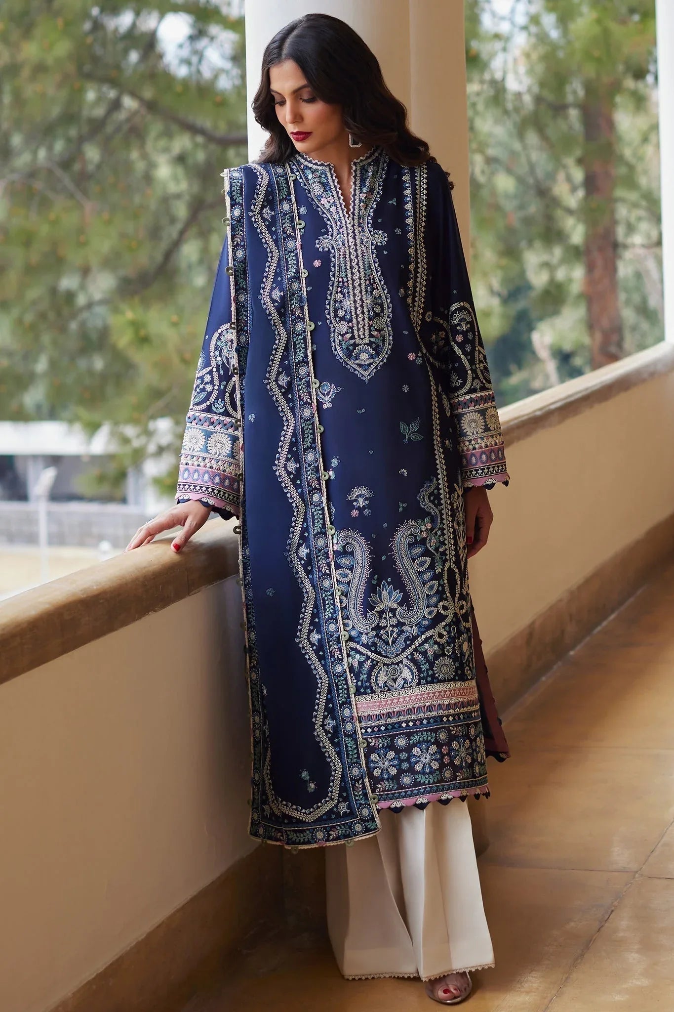 Elan | Lawn24 | MAHROSH (EL24-04 B) - Rang-e-Khaas