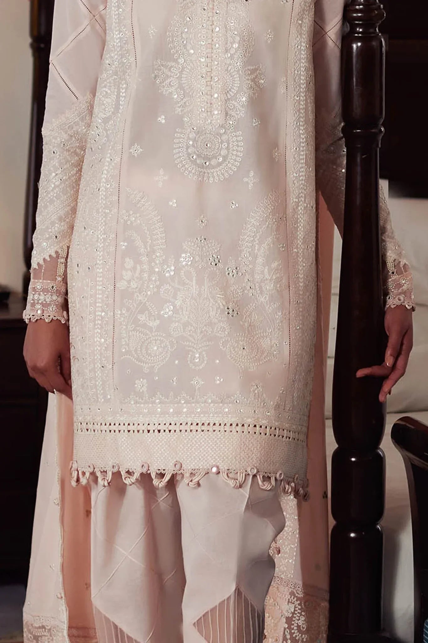 Elan | Lawn24 | ZEINA (EL24-12 B) - Rang-e-Khaas