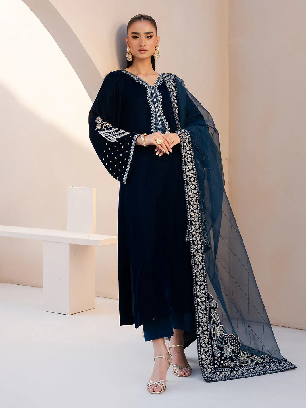 Izel | Le Tresor Formals | Élora - Rang-e-Khaas