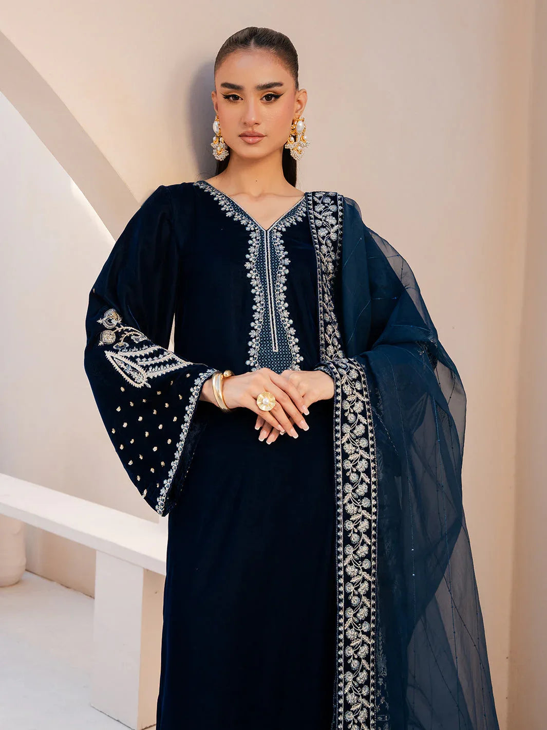 Izel | Le Tresor Formals | Élora - Rang-e-Khaas