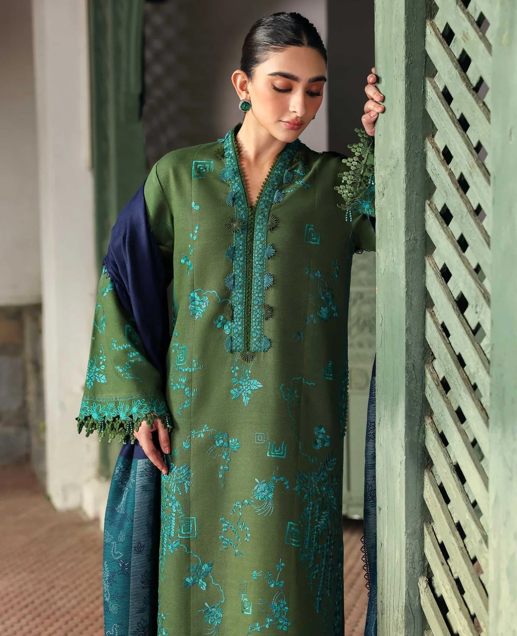 Republic Womenswear | Amaris Luxury Shawl 25 | Elysia - Rang-e-Khaas