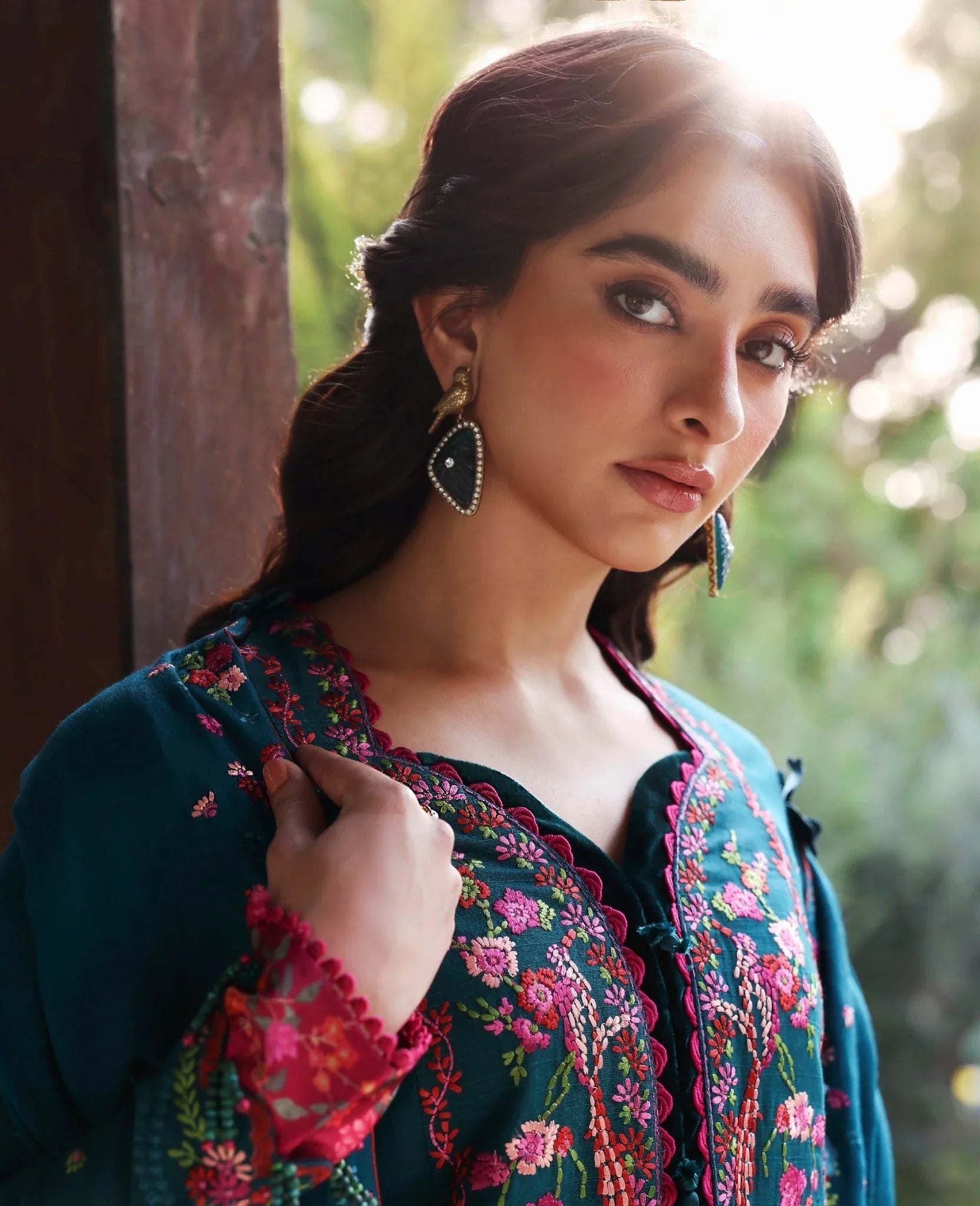 Republic Womenswear | Amaris Luxury Shawl 25 | Evania - Rang-e-Khaas