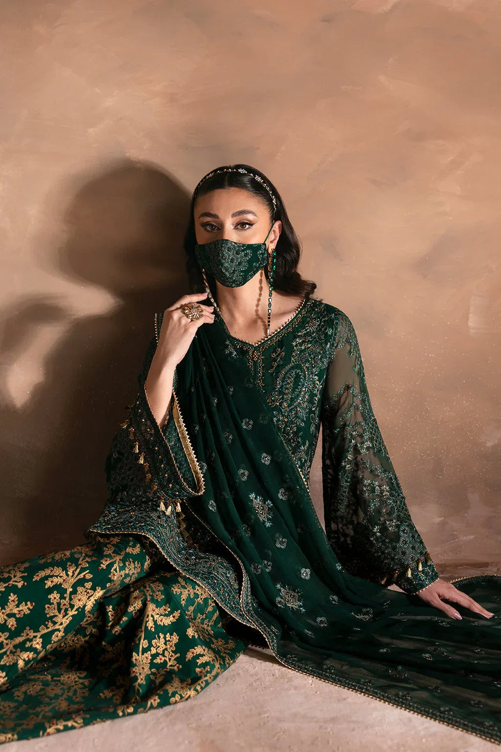 Flossie | Laconic Formals | FE - 901 B - Rang-e-Khaas