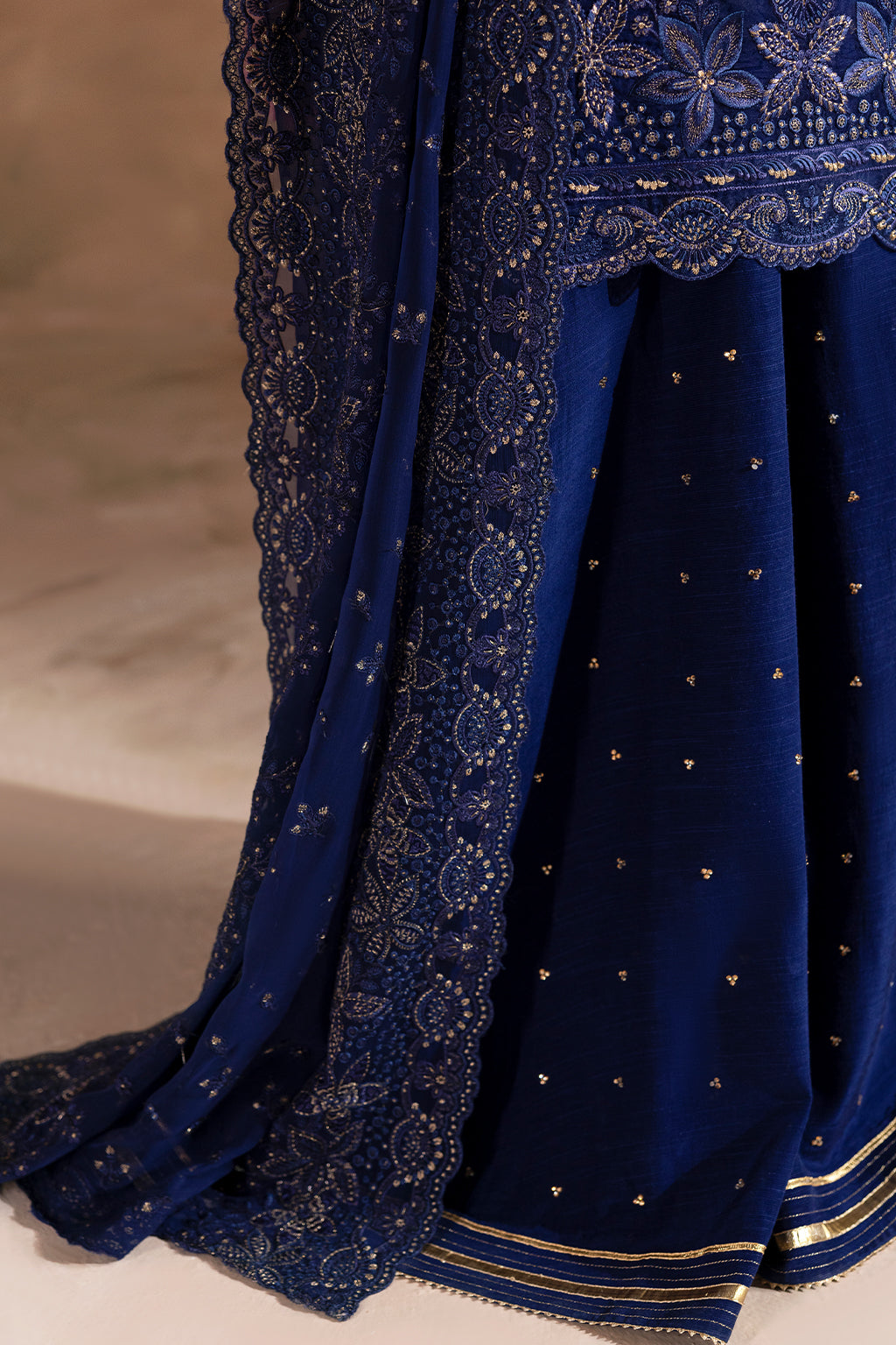 Flossie | Laconic Formals | FE - 902 B