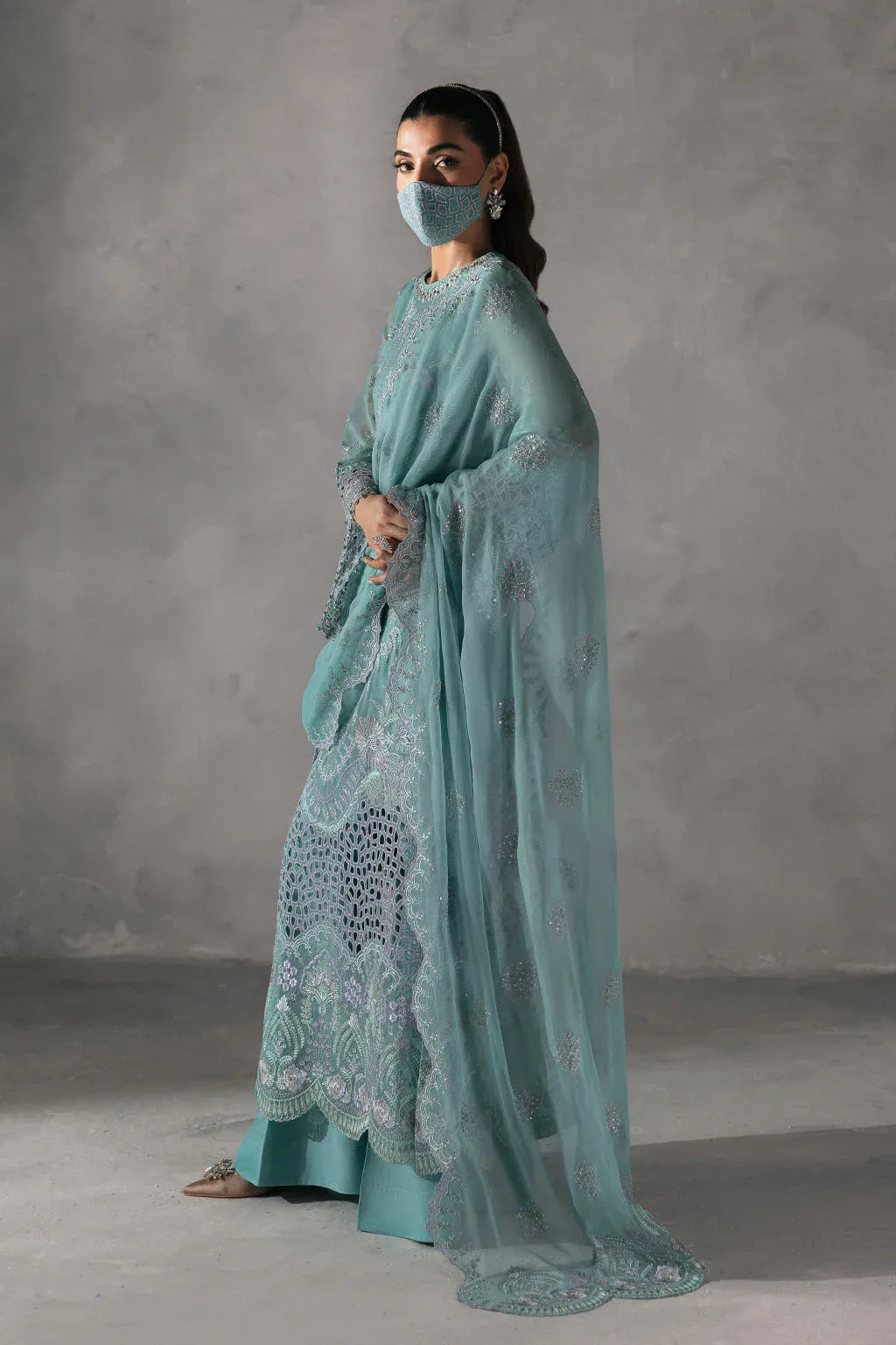 Flossie | Laconic Formals | FE - 905 A - Rang-e-Khaas