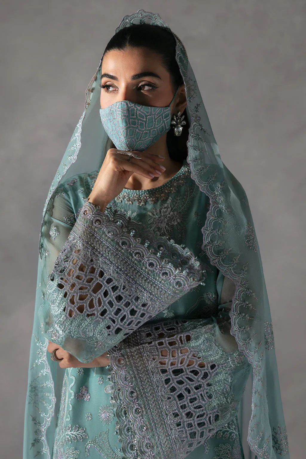 Flossie | Laconic Formals | FE - 905 A - Rang-e-Khaas