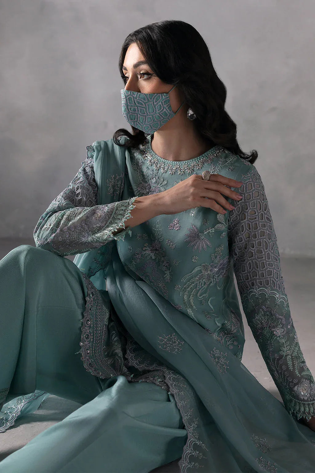 Flossie | Laconic Formals | FE - 905 B - Rang-e-Khaas