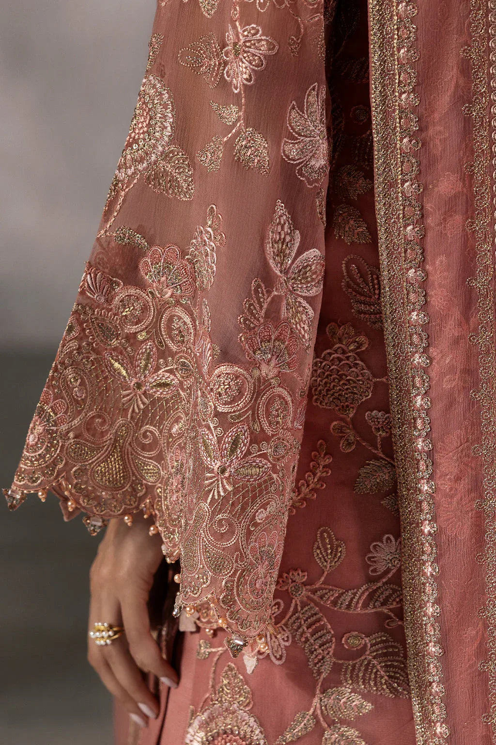 Flossie | Laconic Formals | FE - 907 B - Rang-e-Khaas