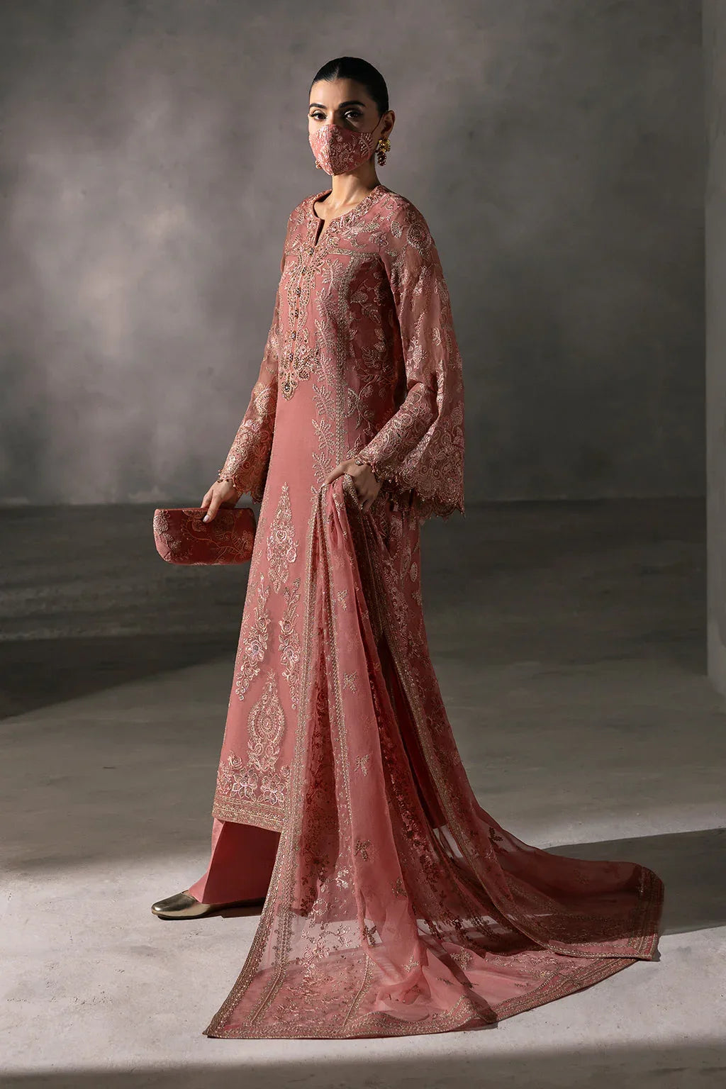 Flossie | Laconic Formals | FE - 907 B - Rang-e-Khaas