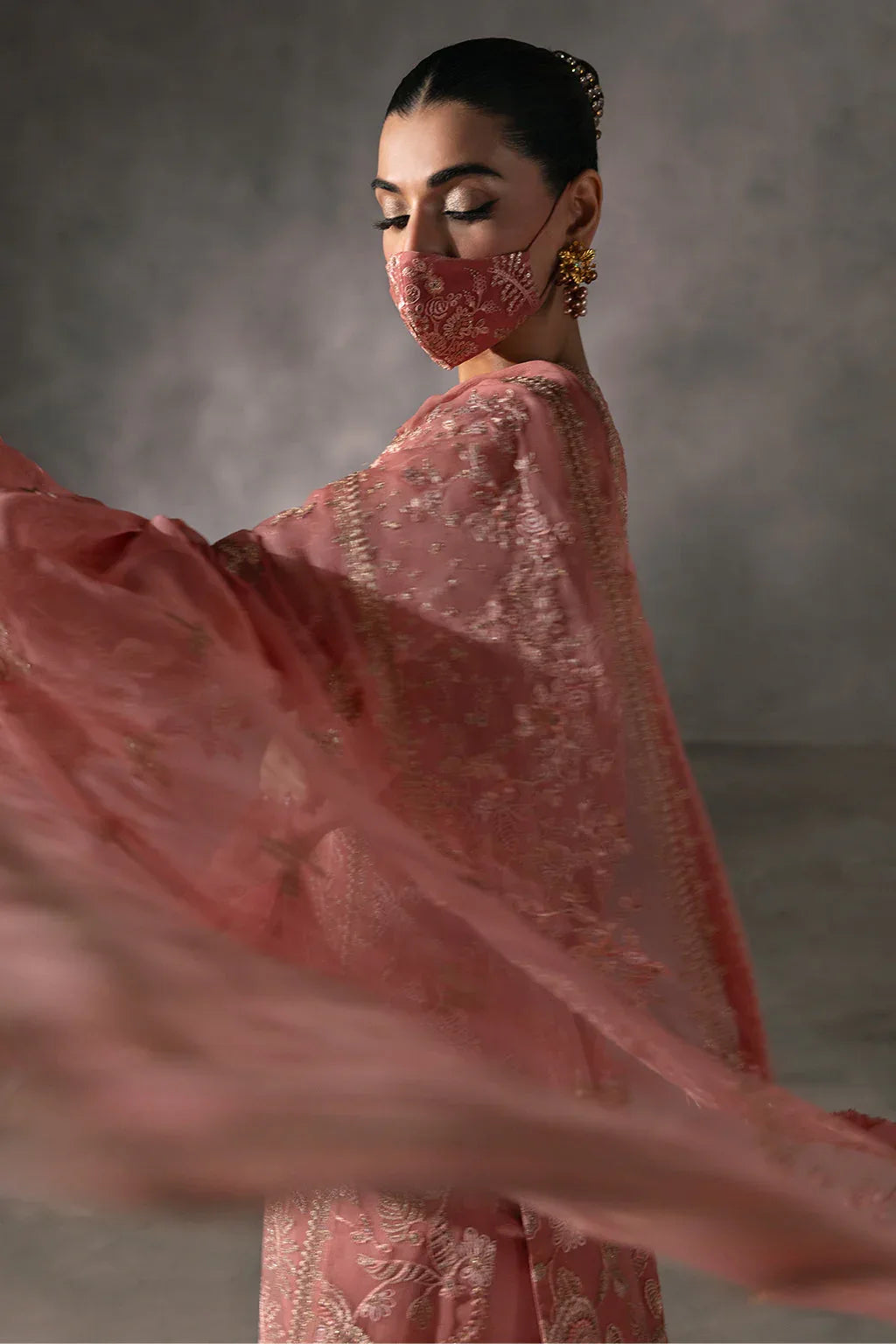 Flossie | Laconic Formals | FE - 907 B - Rang-e-Khaas