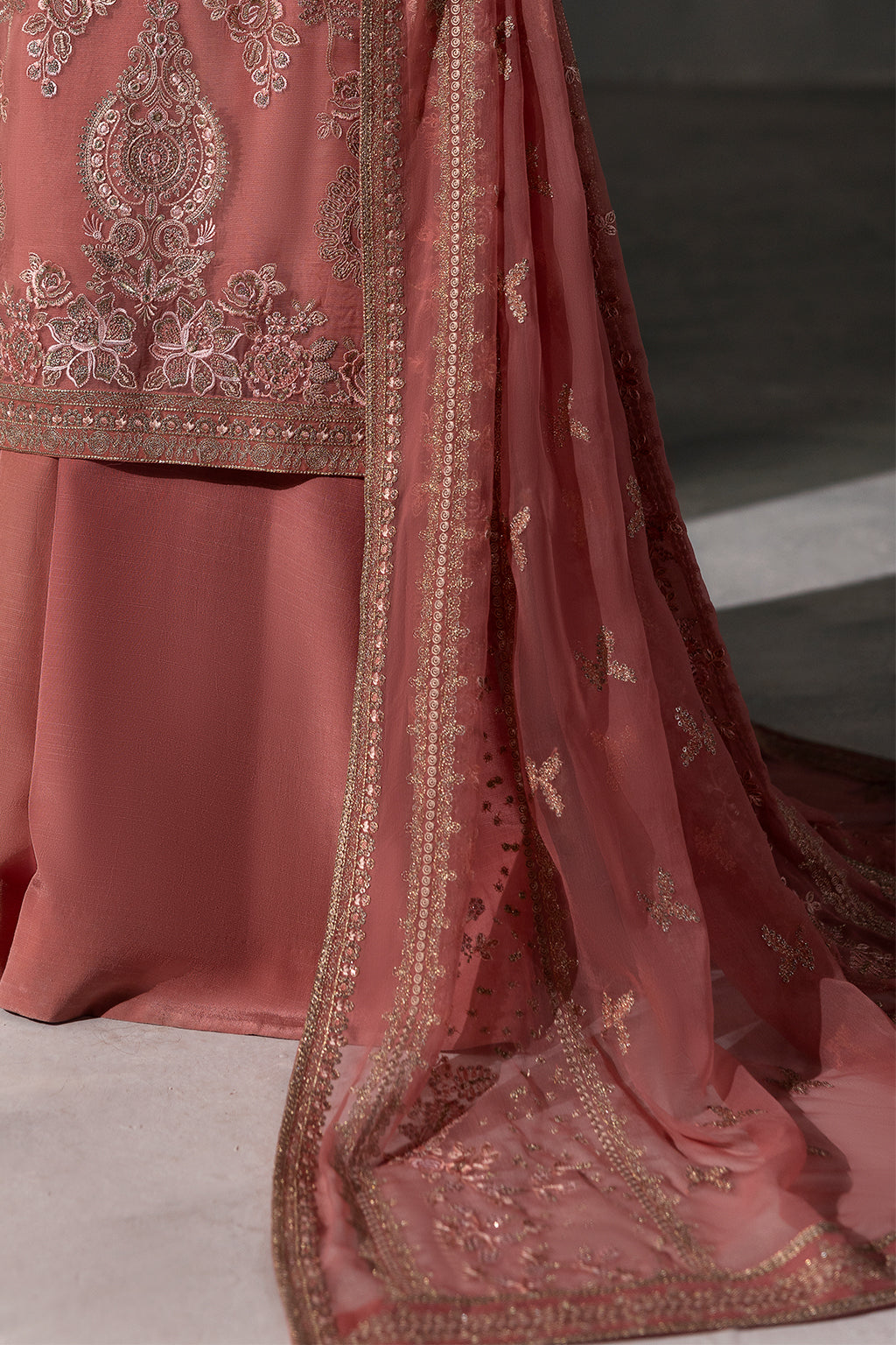 Flossie | Laconic Formals | FE - 907 A - Rang-e-Khaas