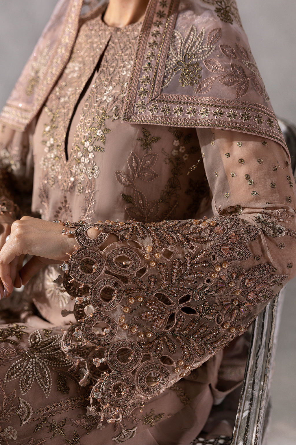 Flossie | Laconic Formals | FE - 910