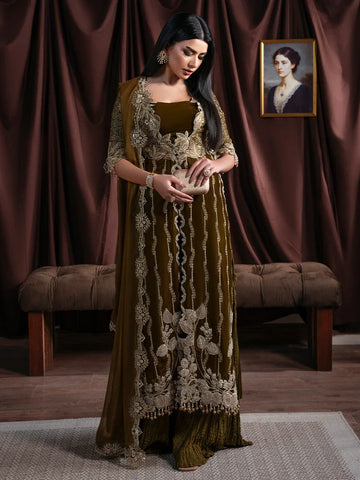 Faiza Faisal | Solene Luxury Velvets | EVANIA - Rang-e-Khaas