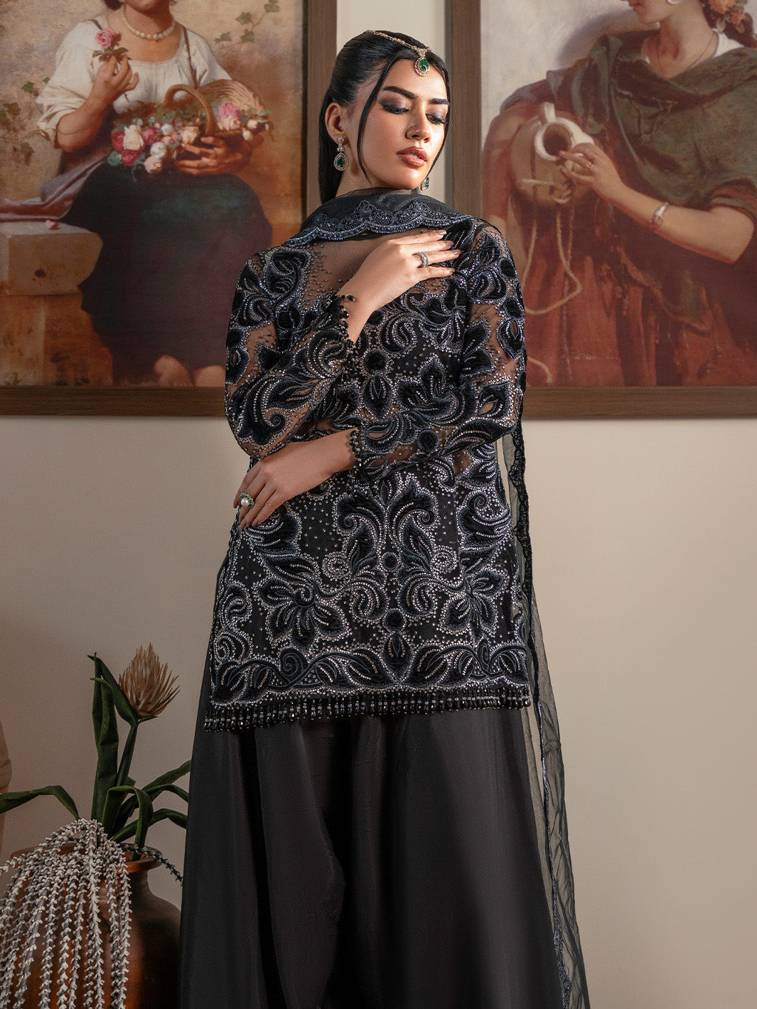 Faiza Faisal | Solene Luxury Velvets | NOIR