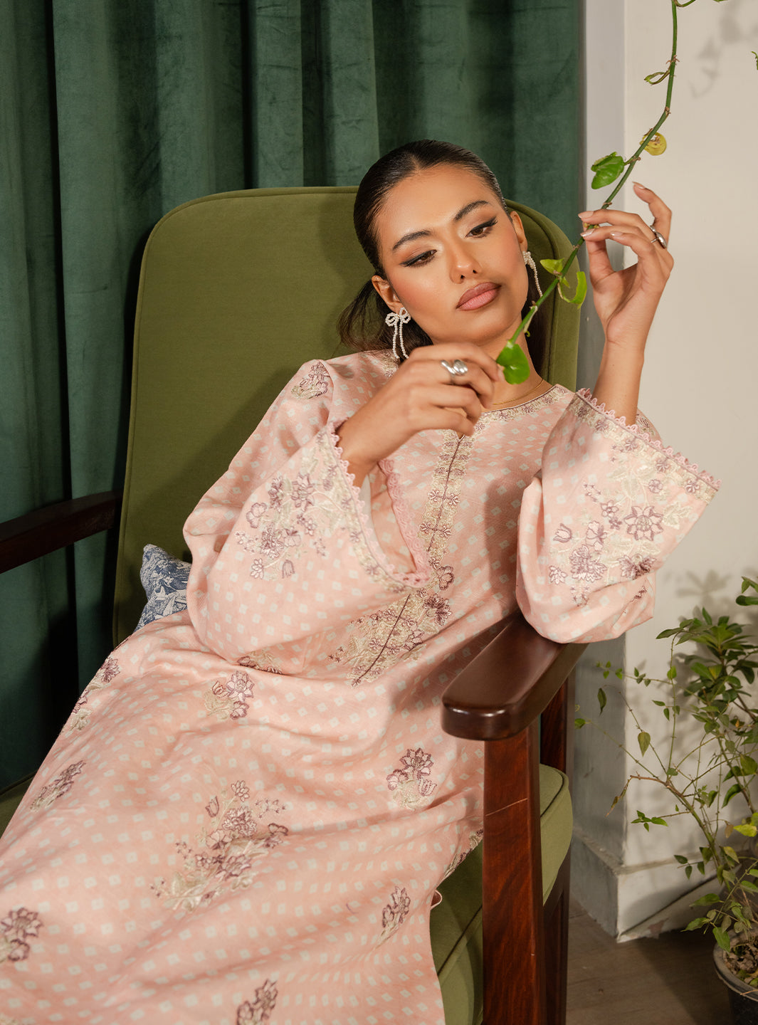 Faiza Faisal | Lumiere Pret | LYRA