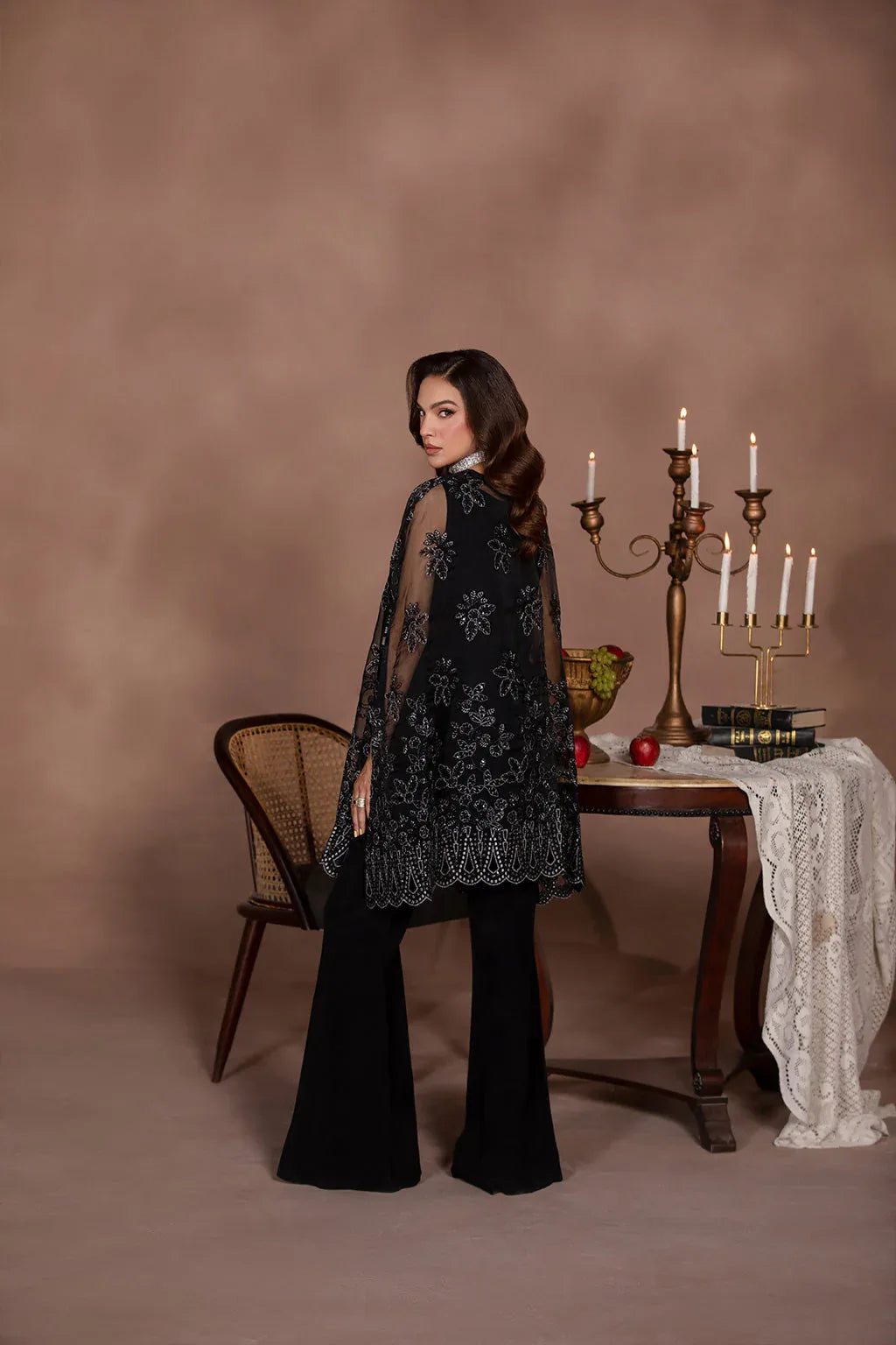 Flossie | Studio RTW | NERO - Rang-e-Khaas