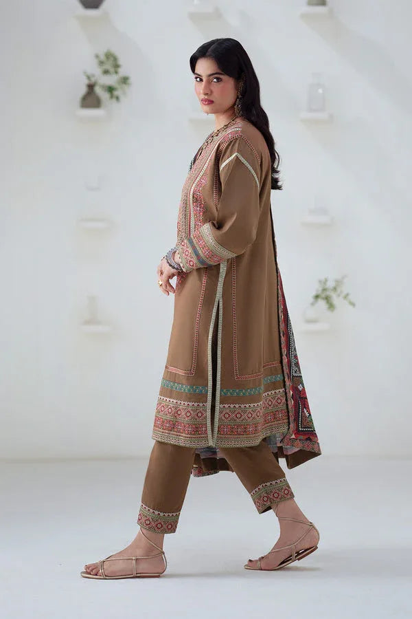 Maryum N Maria | Noore Winters 25 | 3 Piece Embroidered Khaddar GHUNCHA - FSU5674 - Rang-e-Khaas