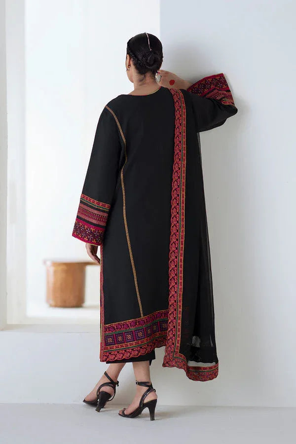 Maryum N Maria | Noore Winters 25 | 3 Piece Embroidered Khaddar PANRA - FSU5677 - Rang-e-Khaas