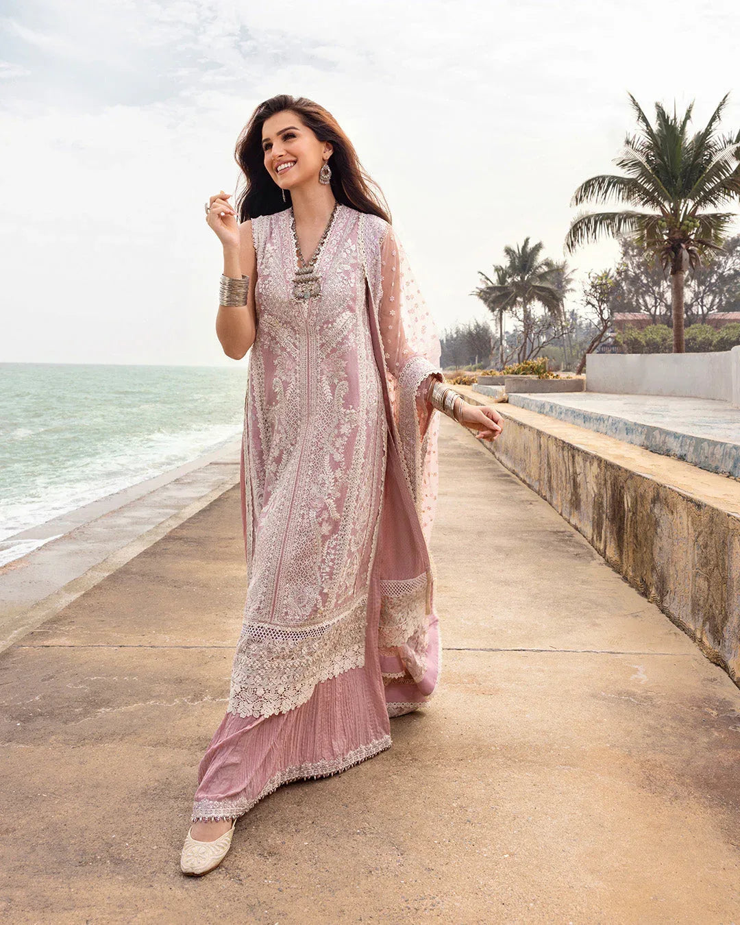 Faiza Saqlain | Zinnia Lawn 25 | Amaryllis - Rang-e-Khaas