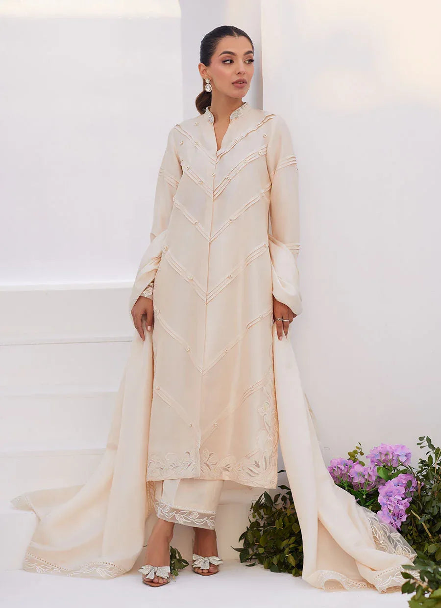 Farah Talib Aziz | Zaza Luxe Pret 24 | TISELE IVORY PLEATED RAW SILK SHIRT AND DUPATTA - Rang-e-Khaas