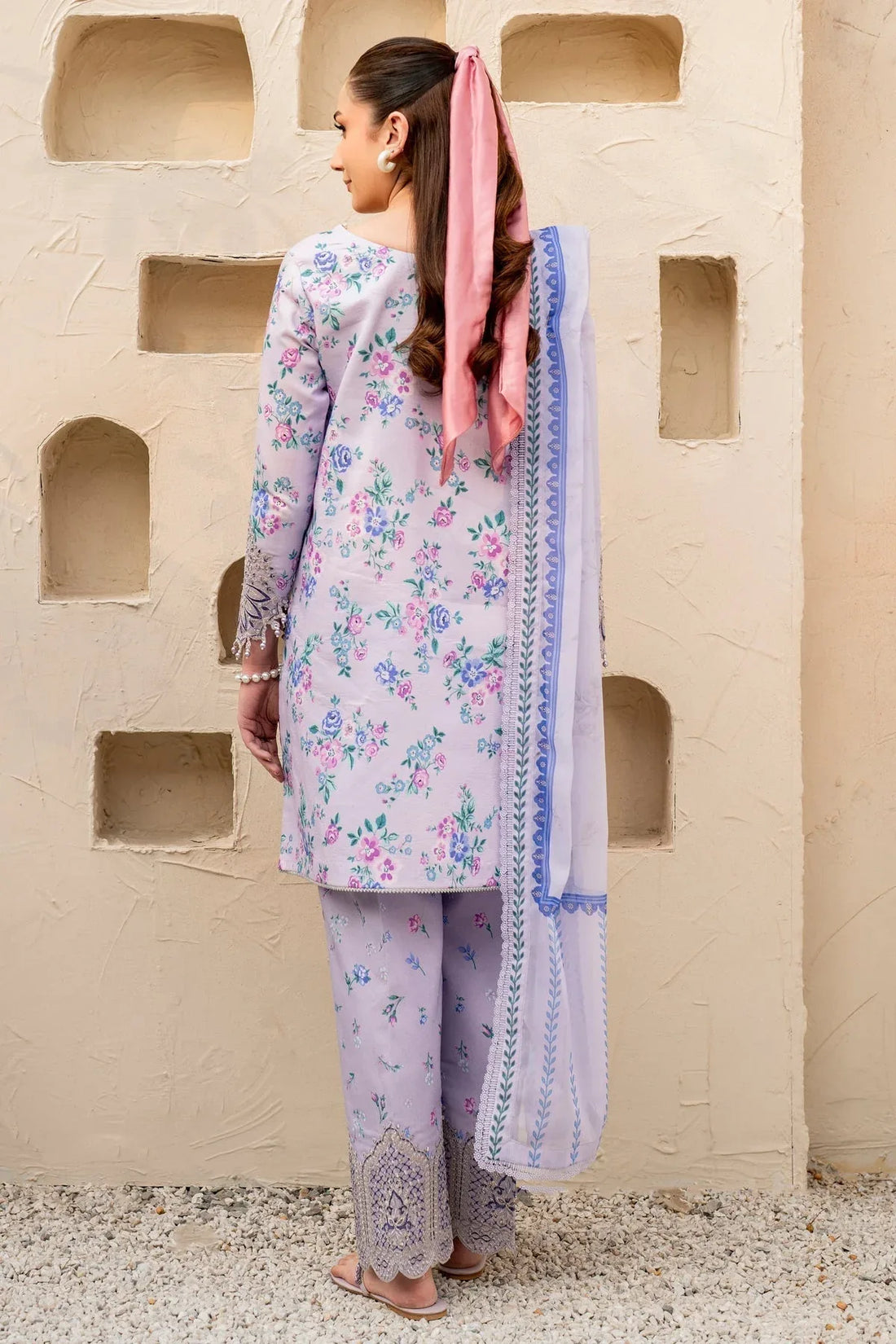 Alizeh | Levana Lawn | Flake - Rang-e-Khaas