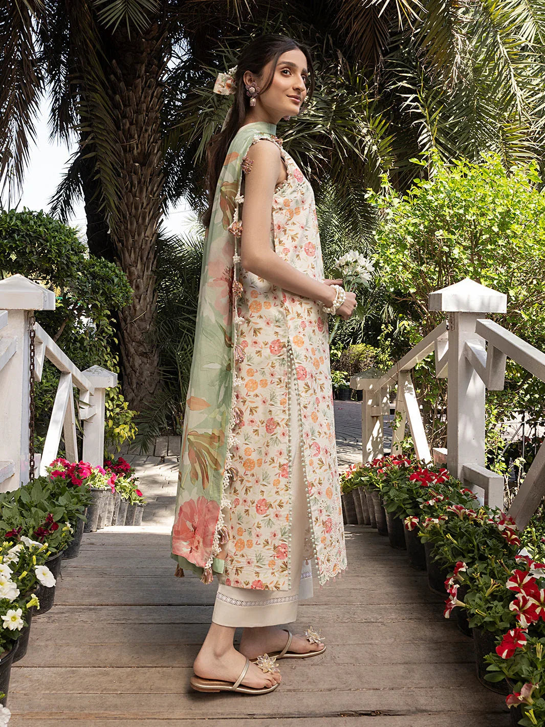 Izel | Oh Spring Lawn 25 | FLORA (A) - Rang-e-Khaas