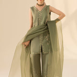 Erum Khan | Lillia Summer Edit | Olive Bloom