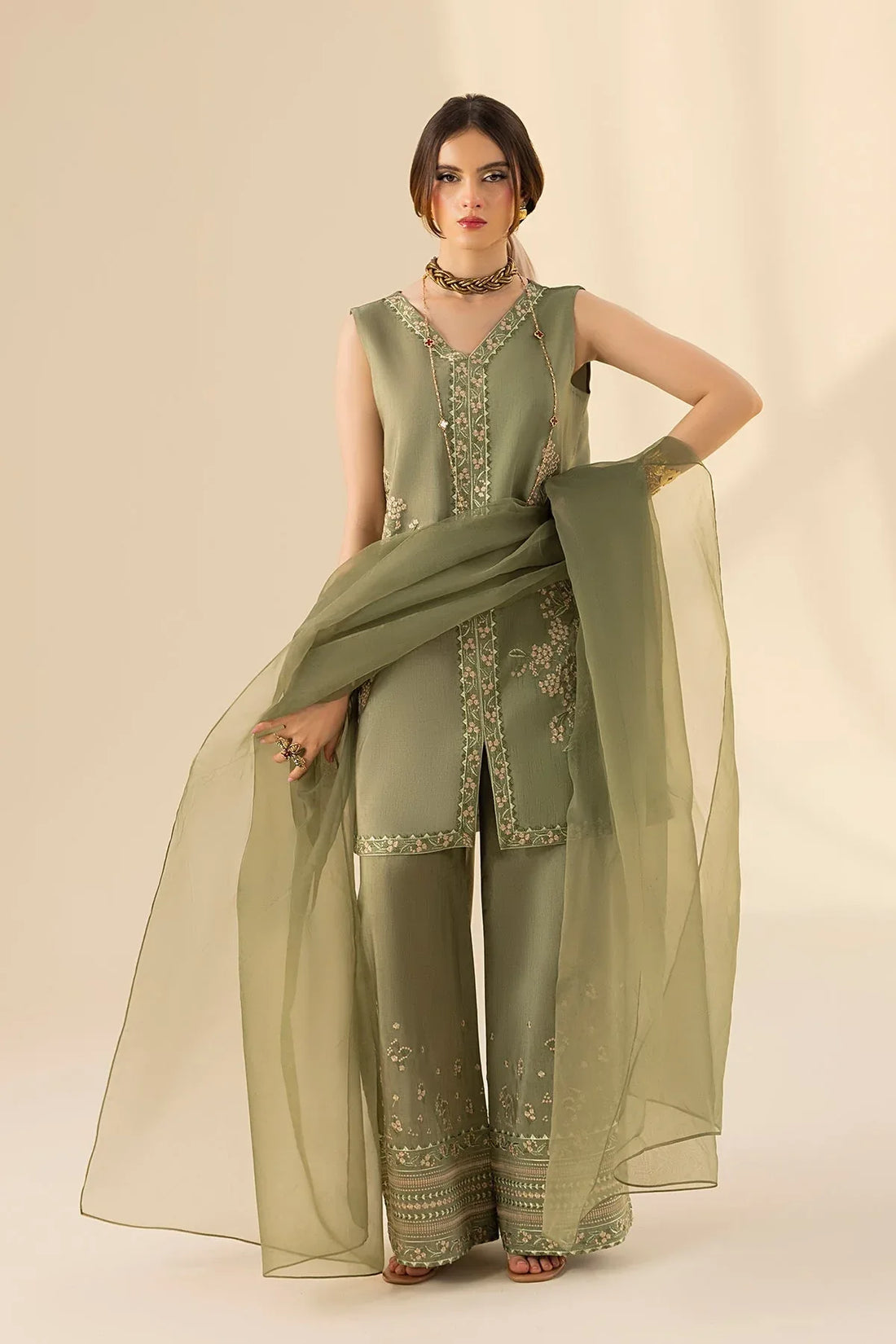 Erum Khan | Lillia Summer Edit | Olive Bloom - Rang-e-Khaas
